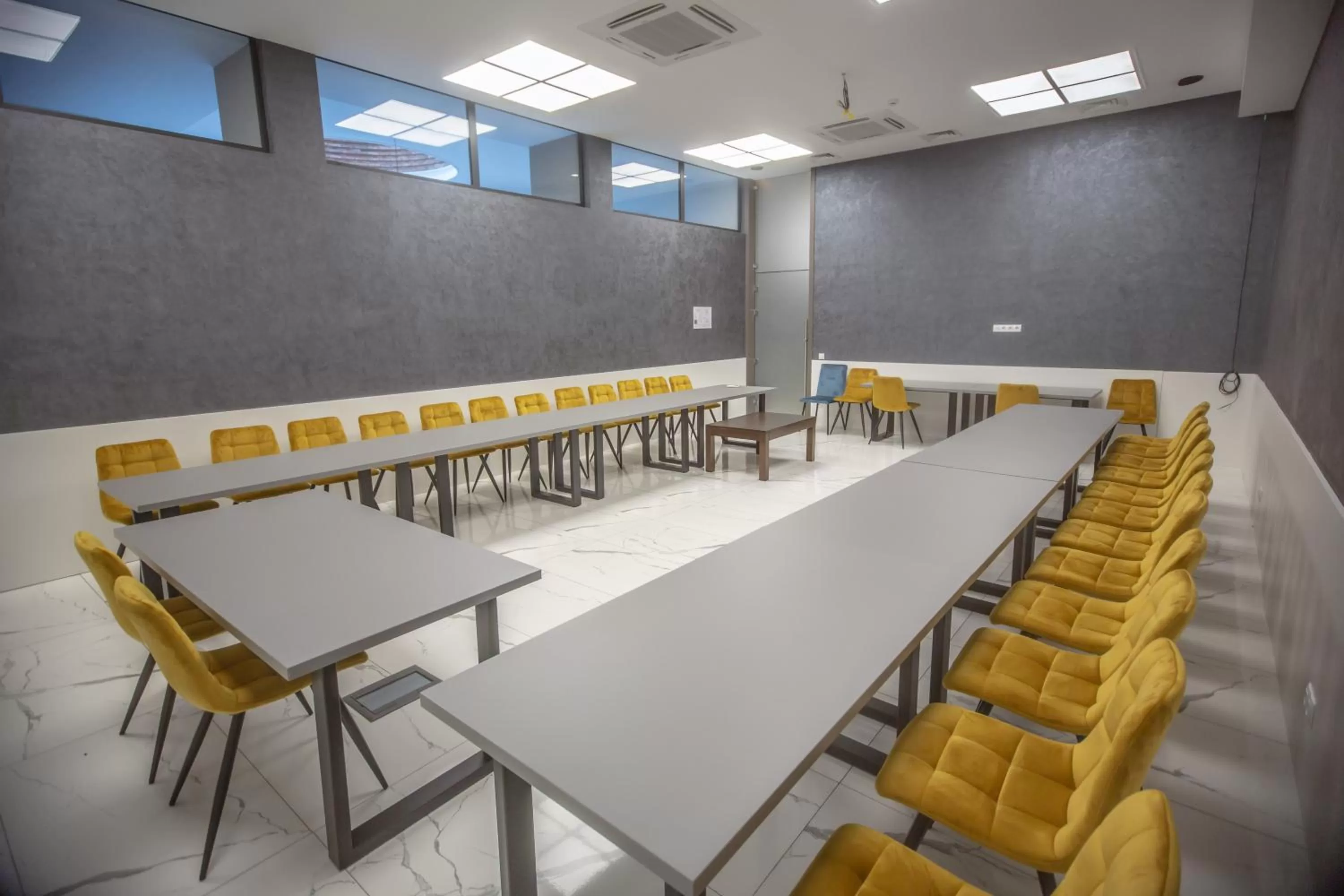 Meeting/conference room in Hotel Banovani