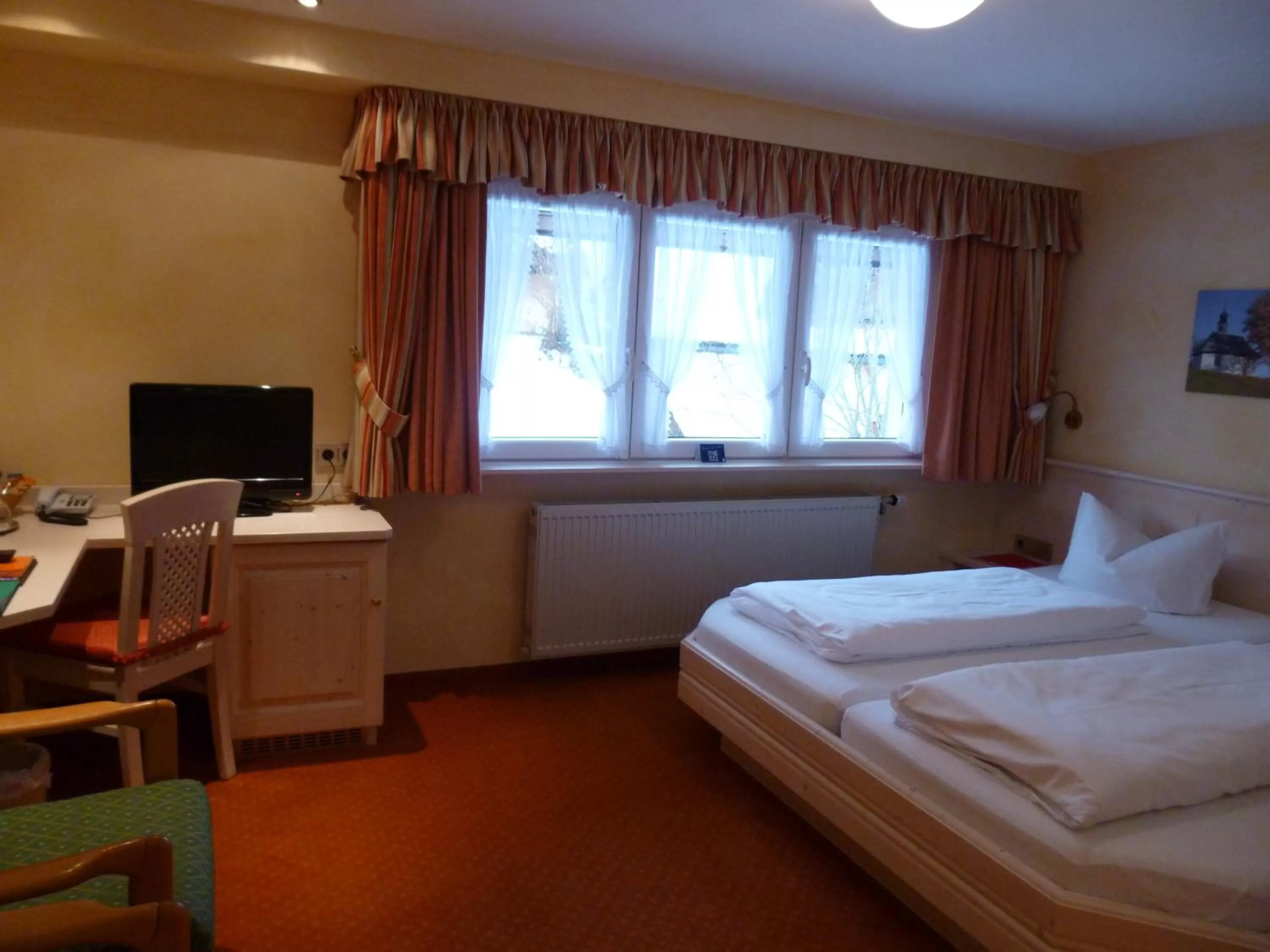 Day, Bed in Hotel Schwarzwald-Gasthof Rößle