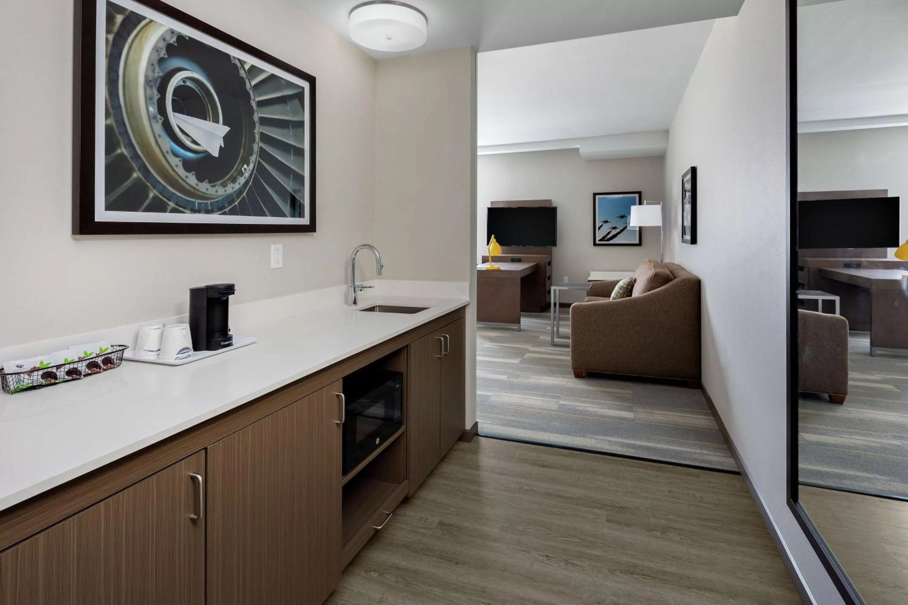 Kitchen or kitchenette in Hampton Inn & Suites San Diego Airport Liberty Station