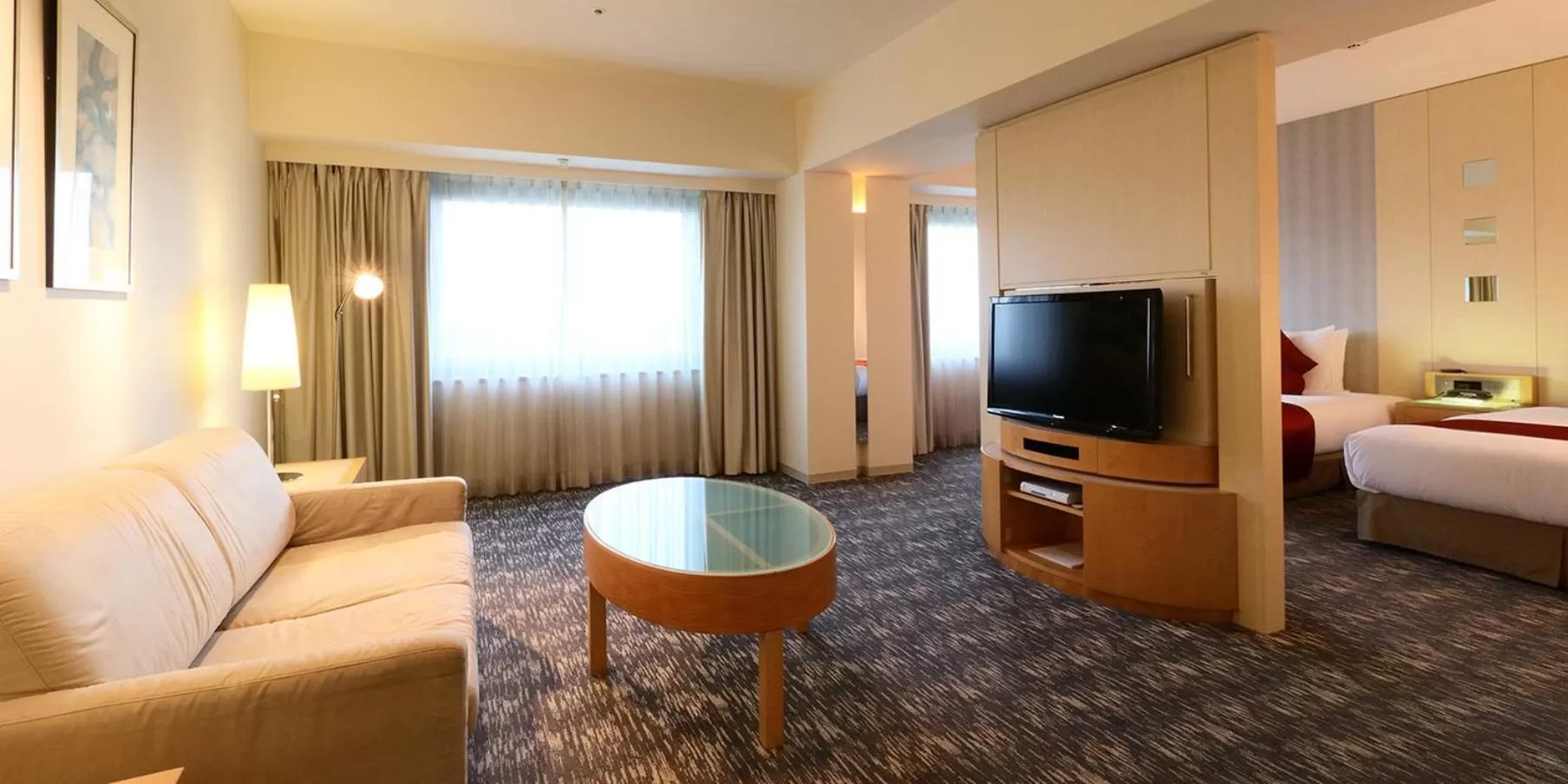 Photo of the whole room, Bed in ANA Crowne Plaza Narita by IHG
