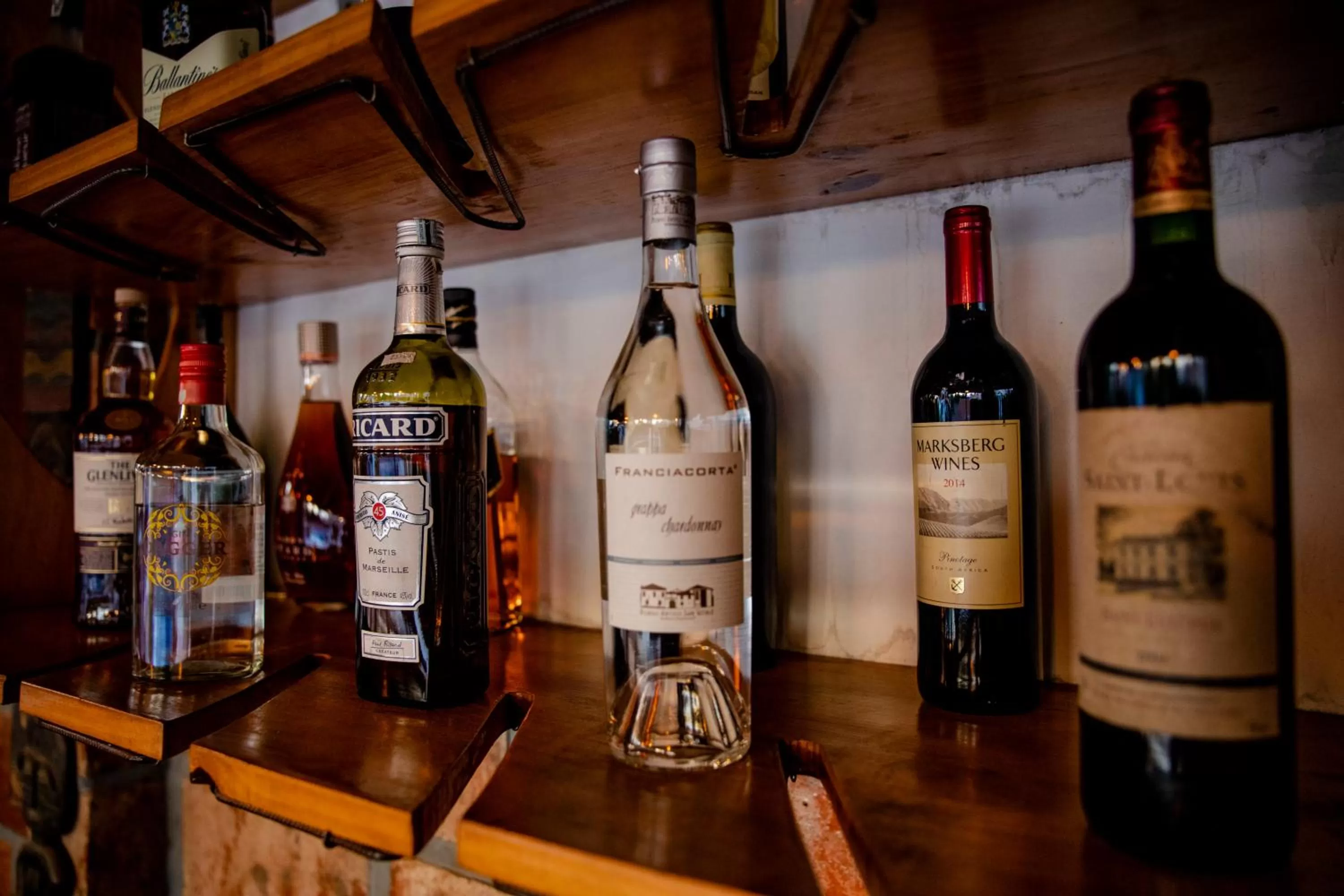 Drinks in Villa Asimba