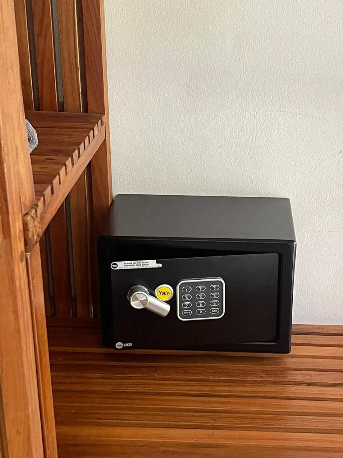 safe in Mi Kasa Tu Kasa Bacalar