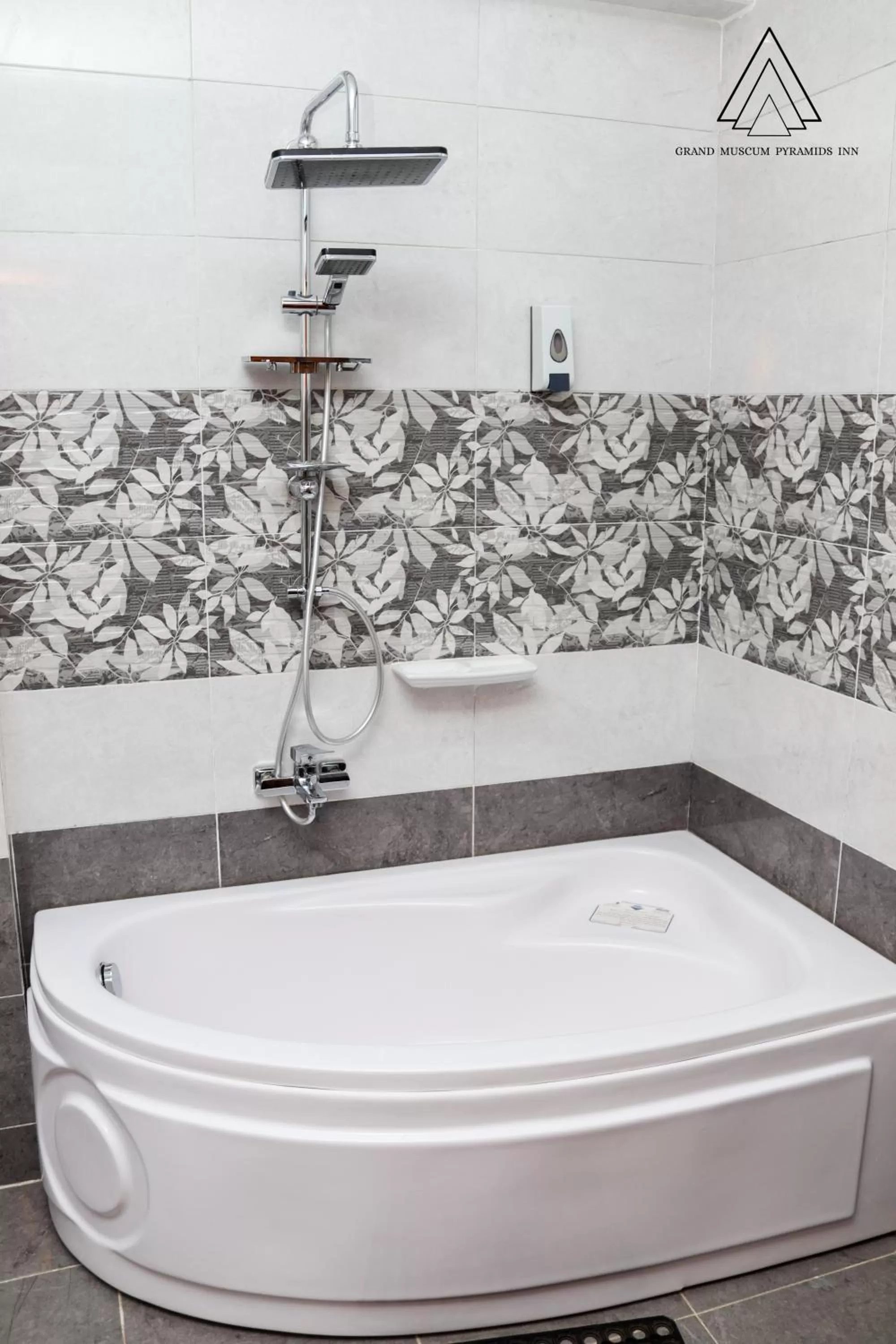 Bathroom in Grand Museum Pyramids Inn