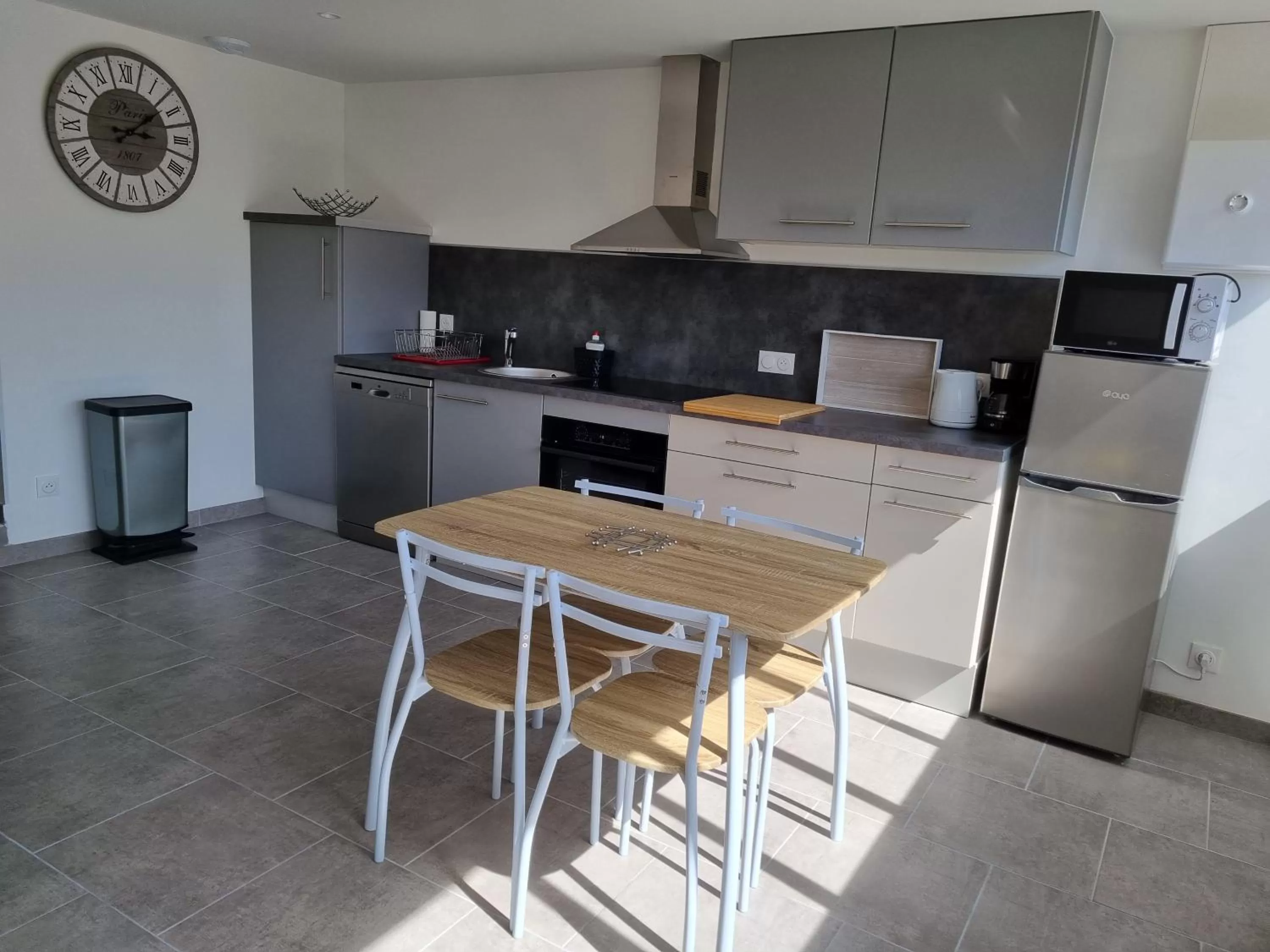 Kitchen or kitchenette in Auge Horizon