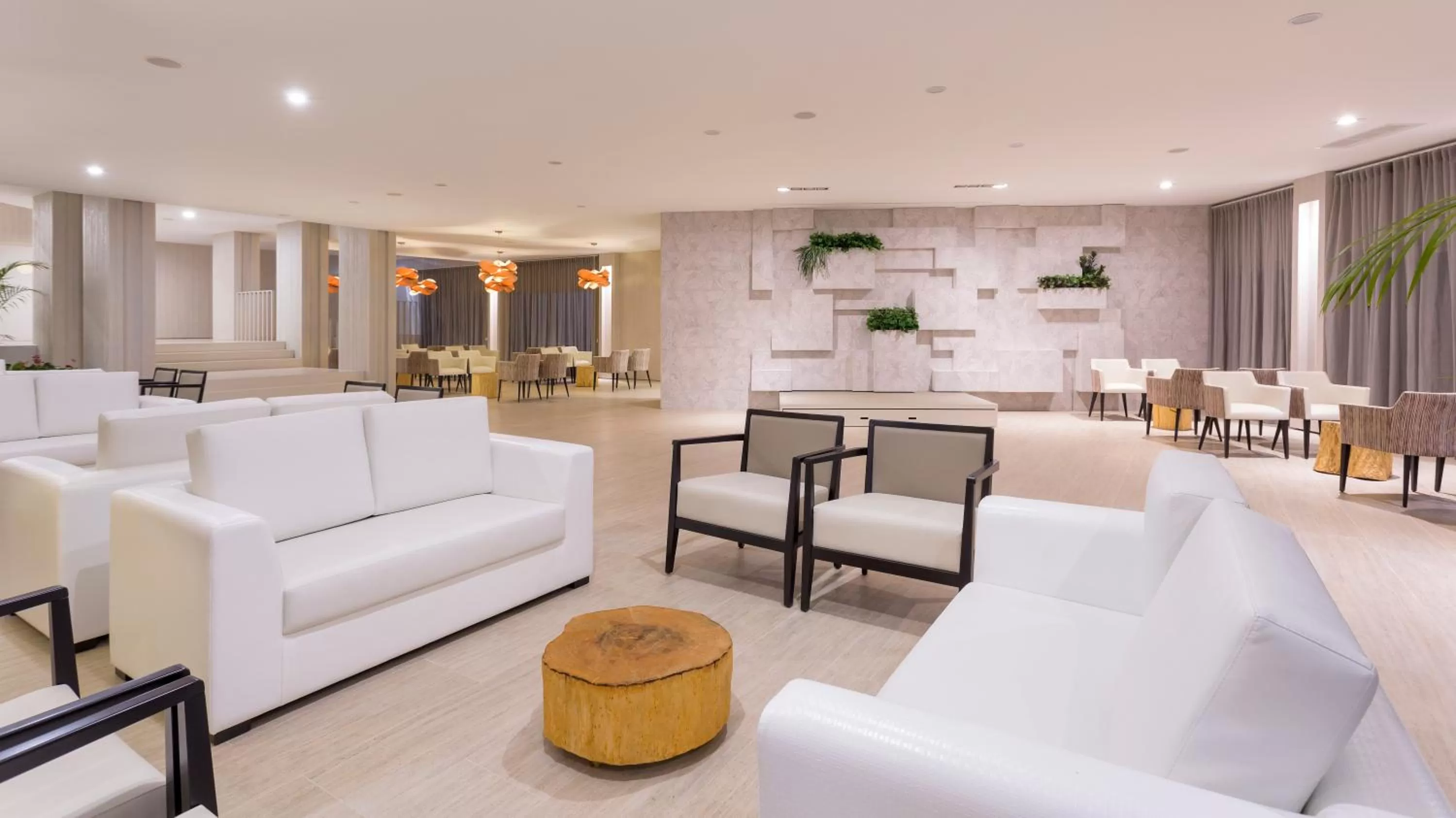 Communal lounge/ TV room in AP Adriana Beach Resort