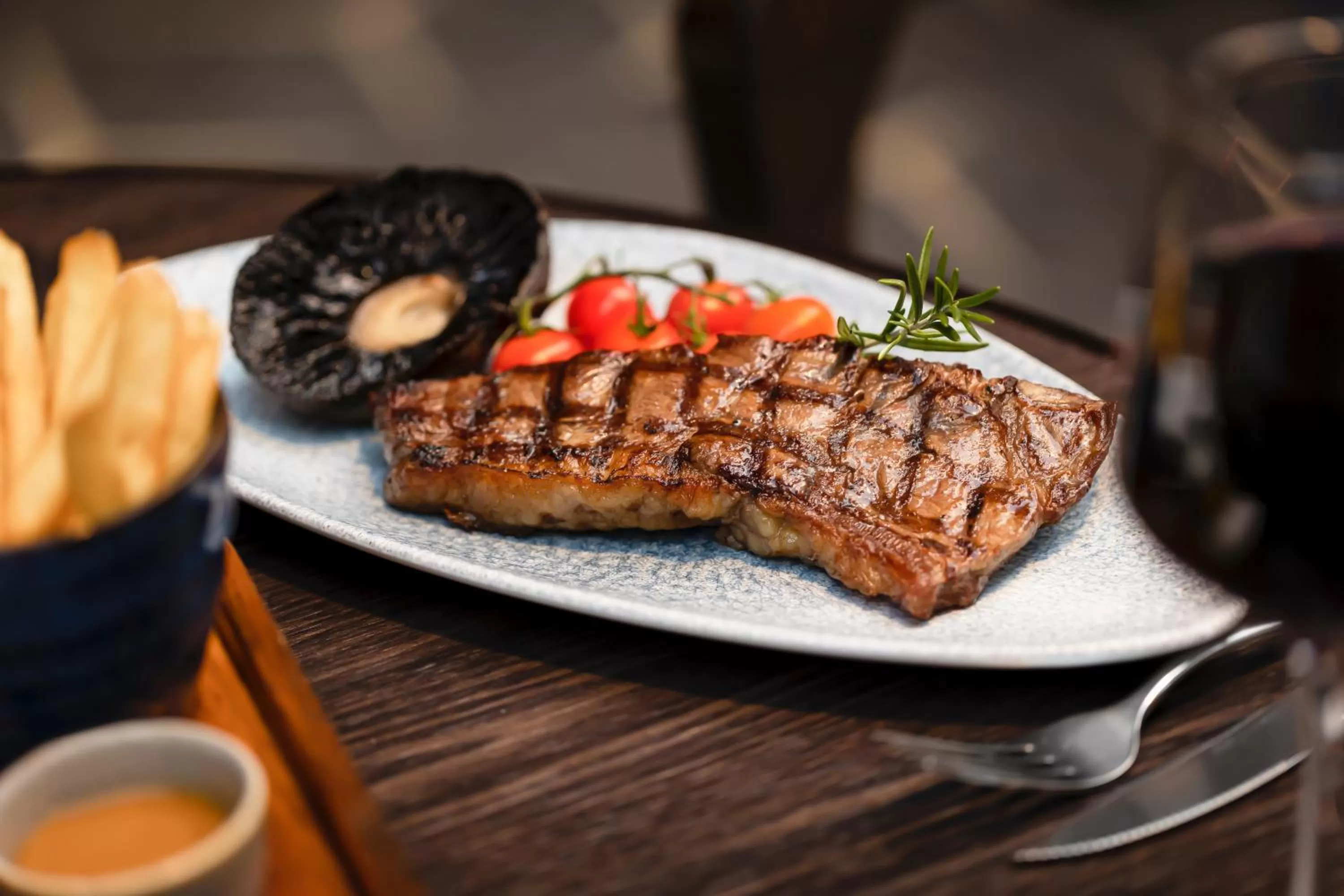 Restaurant/places to eat in Crowne Plaza Solihull by IHG