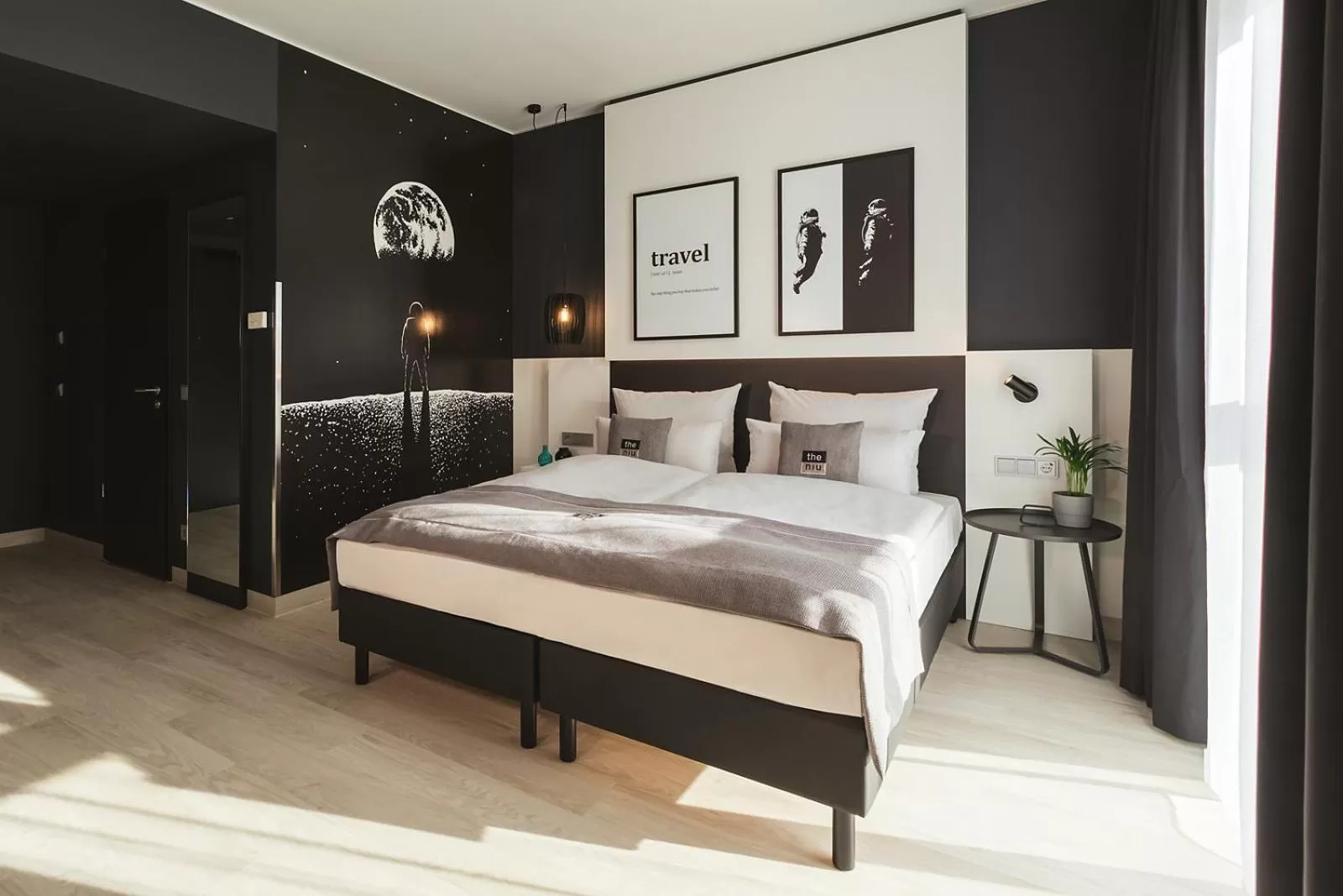 Superior Double Room in the niu Star