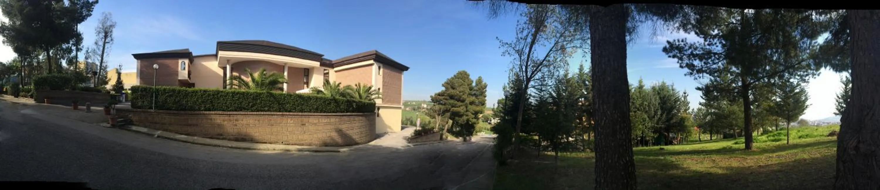 Property building in Hotel D.G. Garden