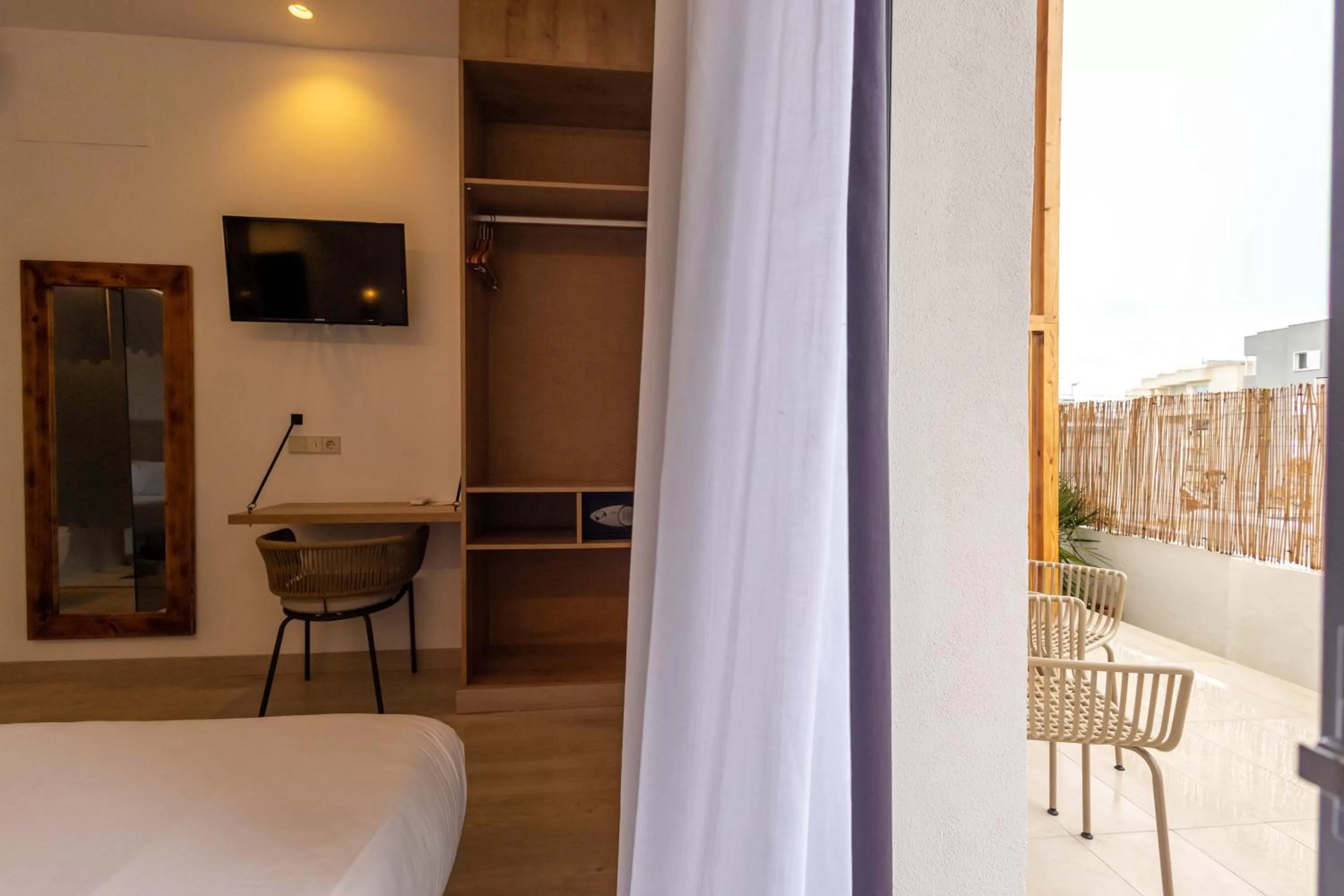 TV and multimedia in Play Hotel Ibiza - Adults Only