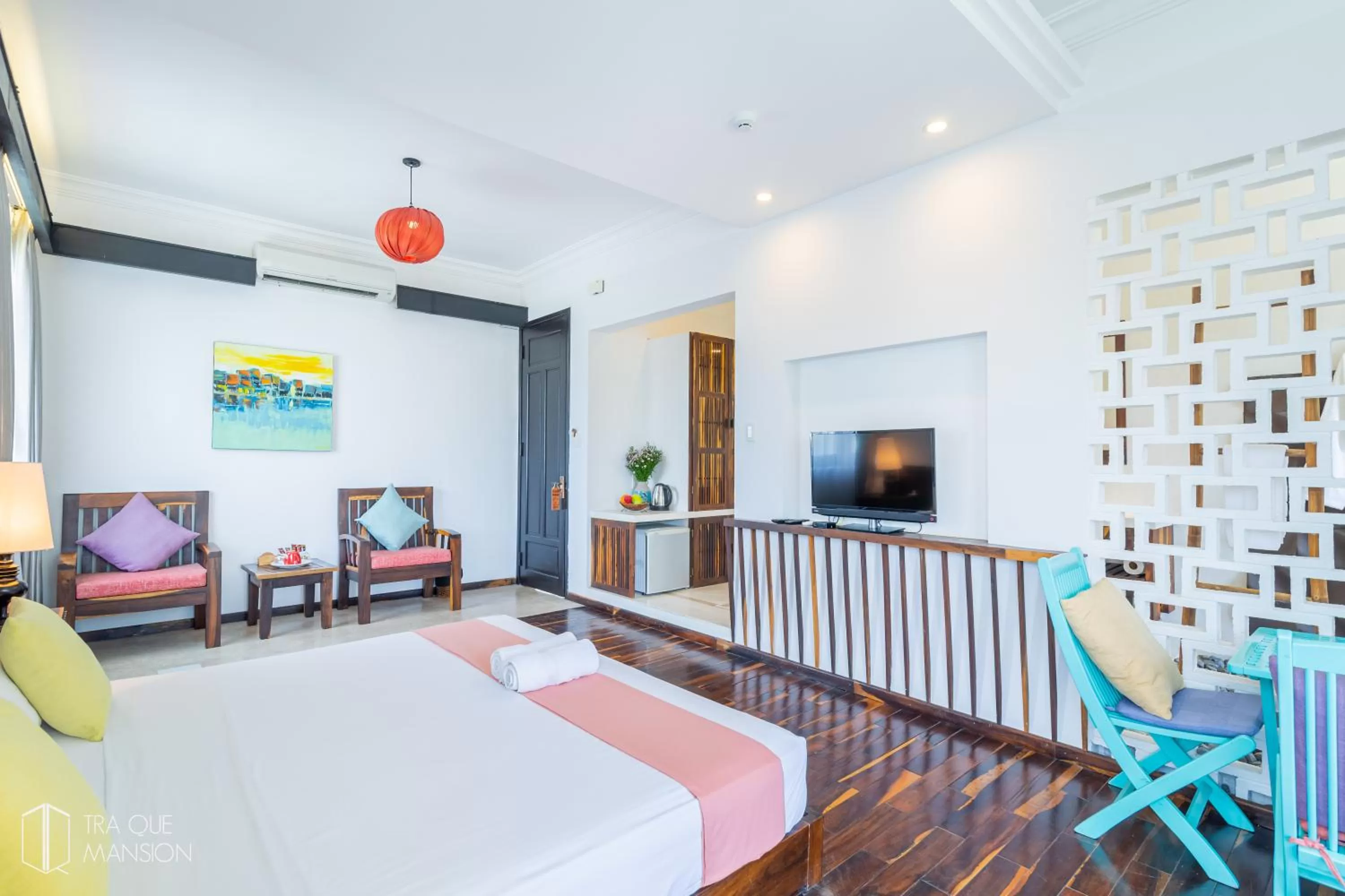 Photo of the whole room in Tra Que Mansion