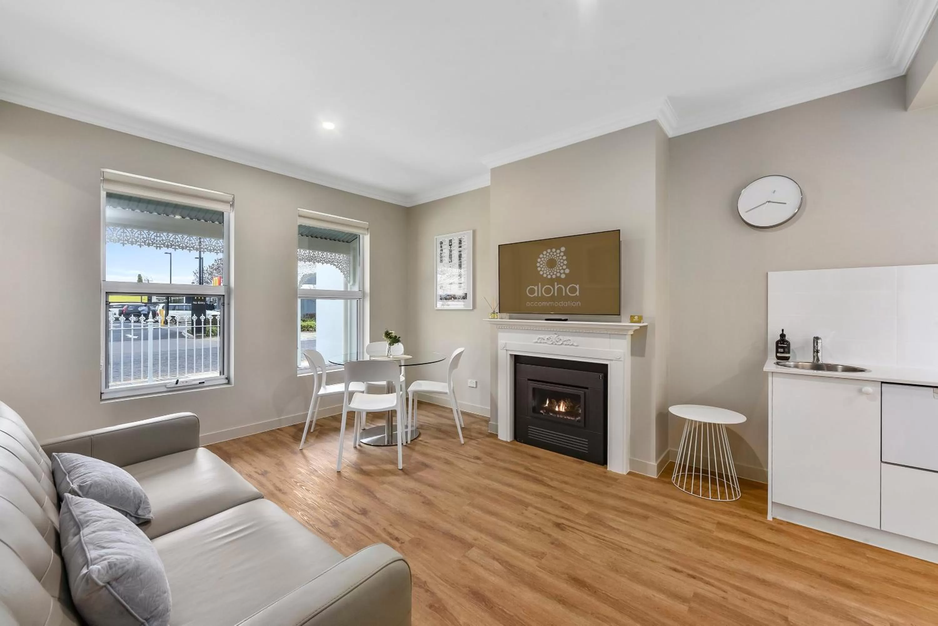 Living room in Aloha Central Luxury Accommodation