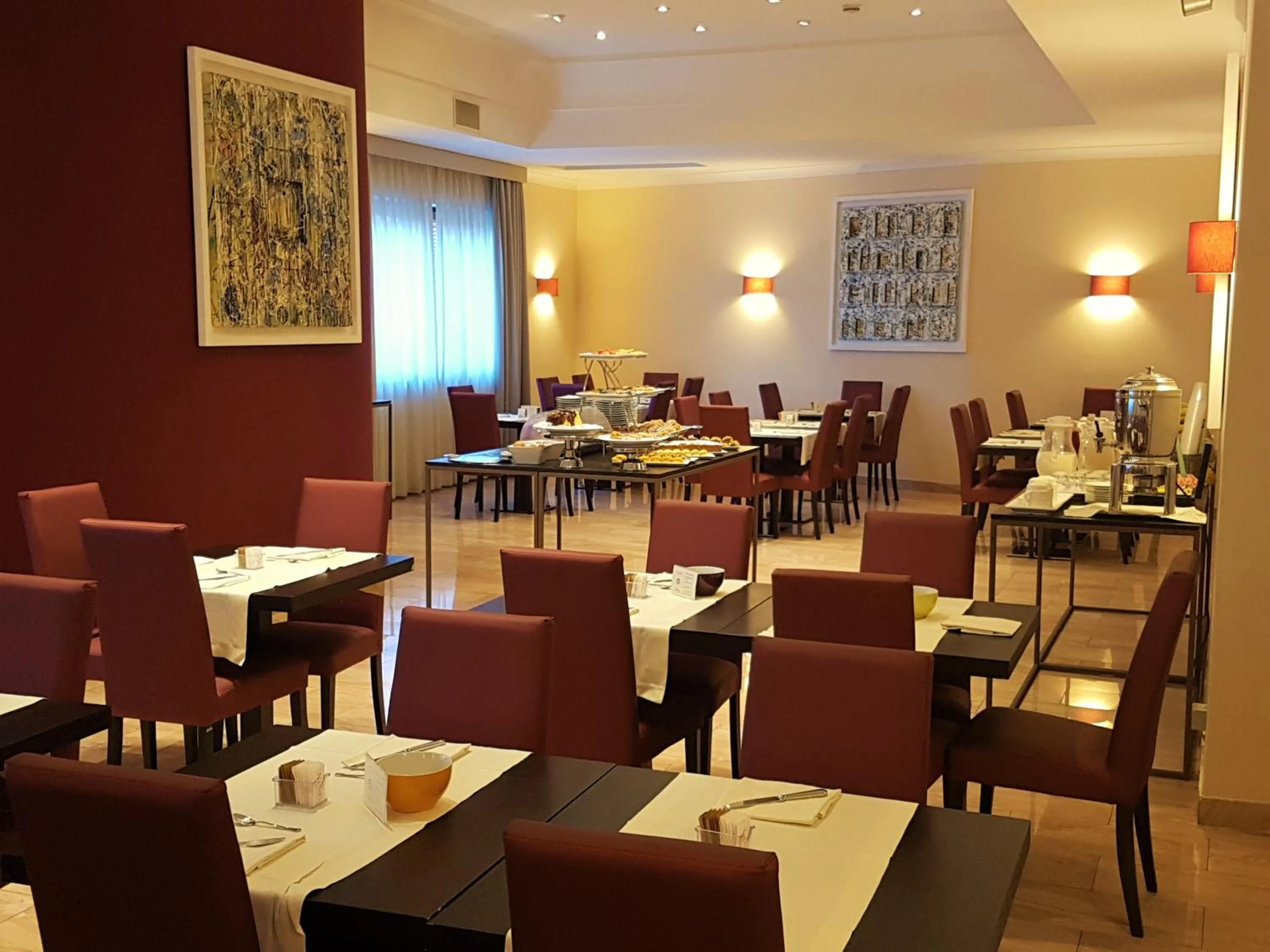 Buffet breakfast in Hotel Nuvò