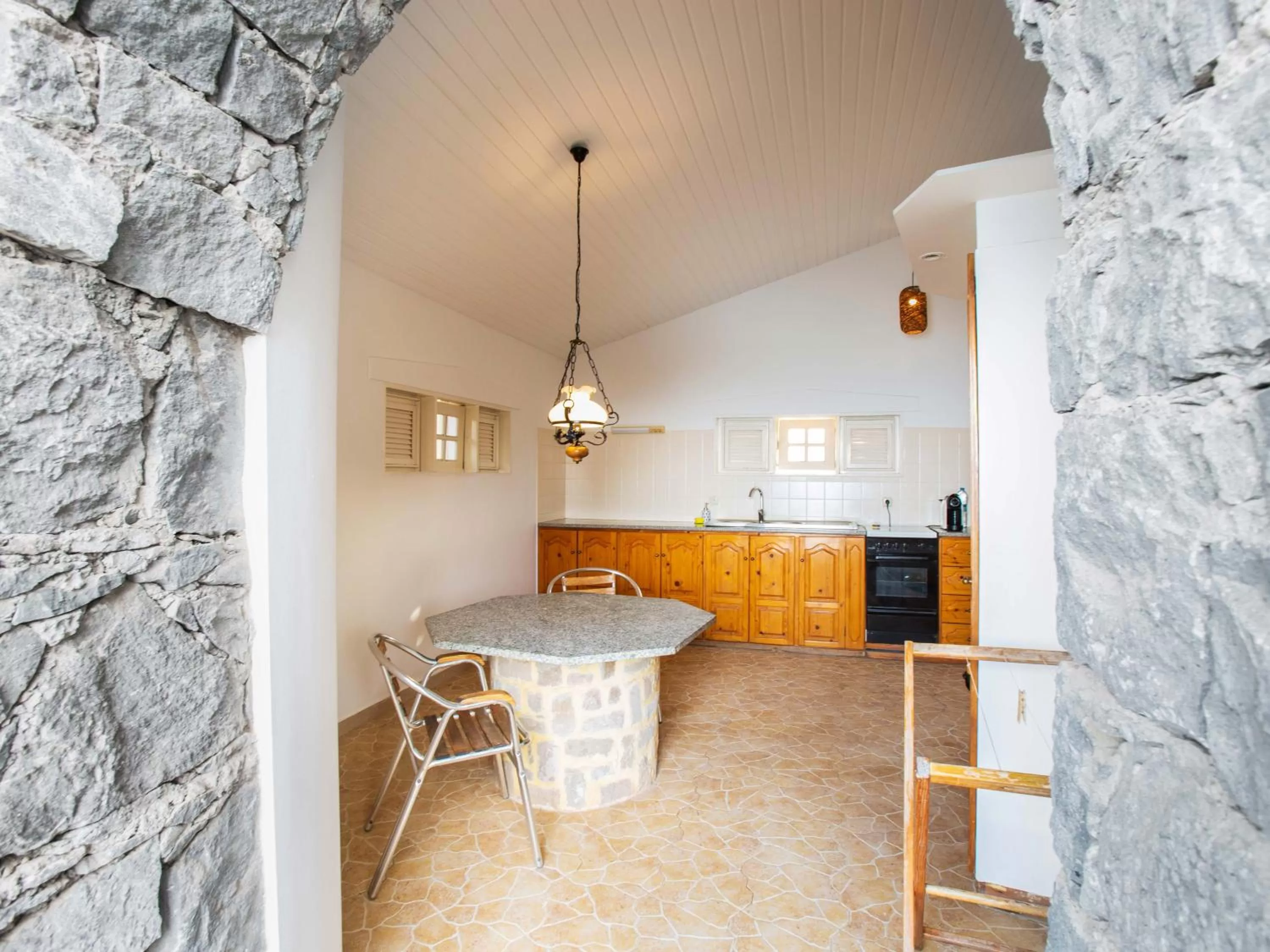 Kitchen or kitchenette in King Fisher Village Eco-Boutique Hotel