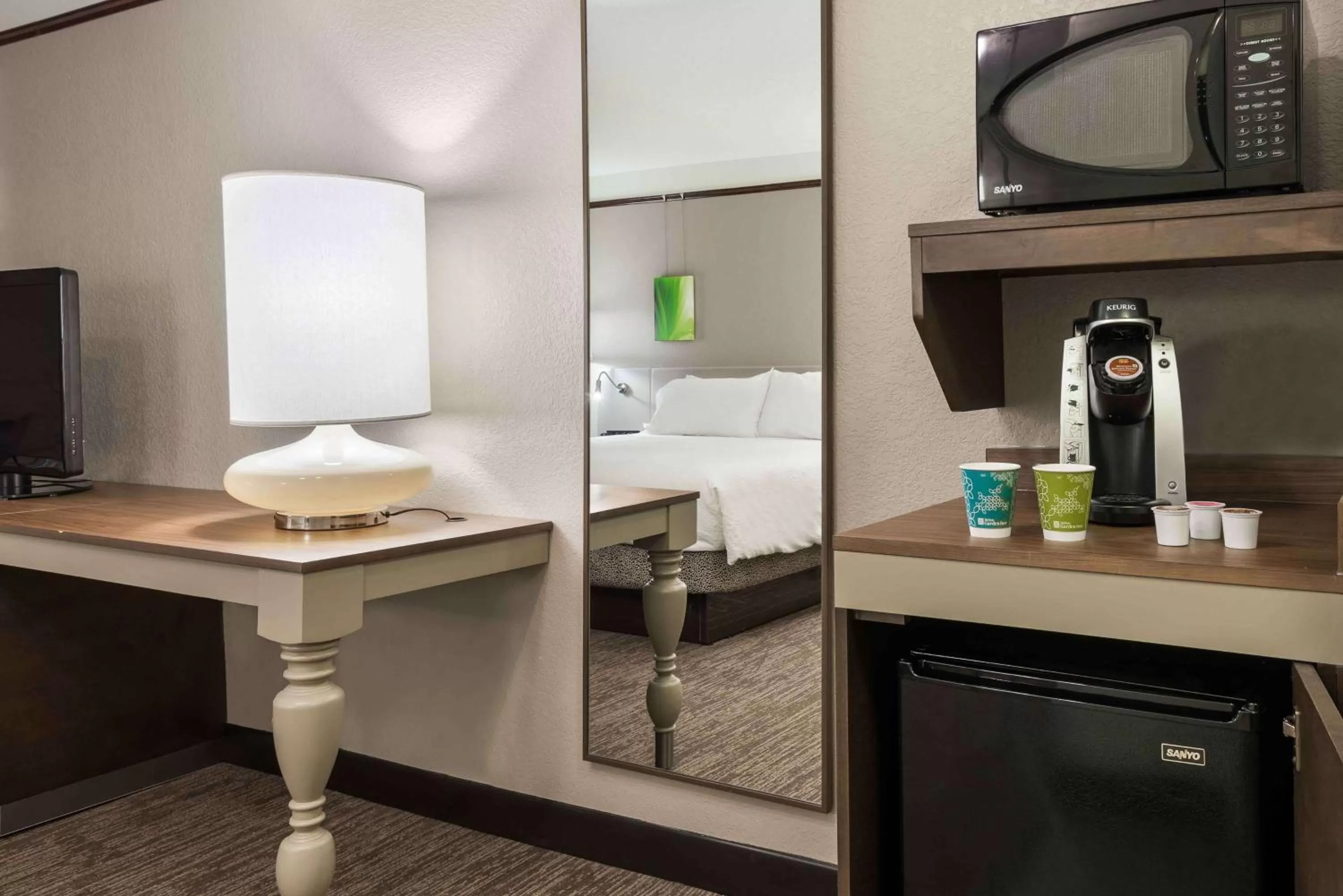 Kitchen or kitchenette in Hilton Garden Inn Wilmington Mayfaire Town Center