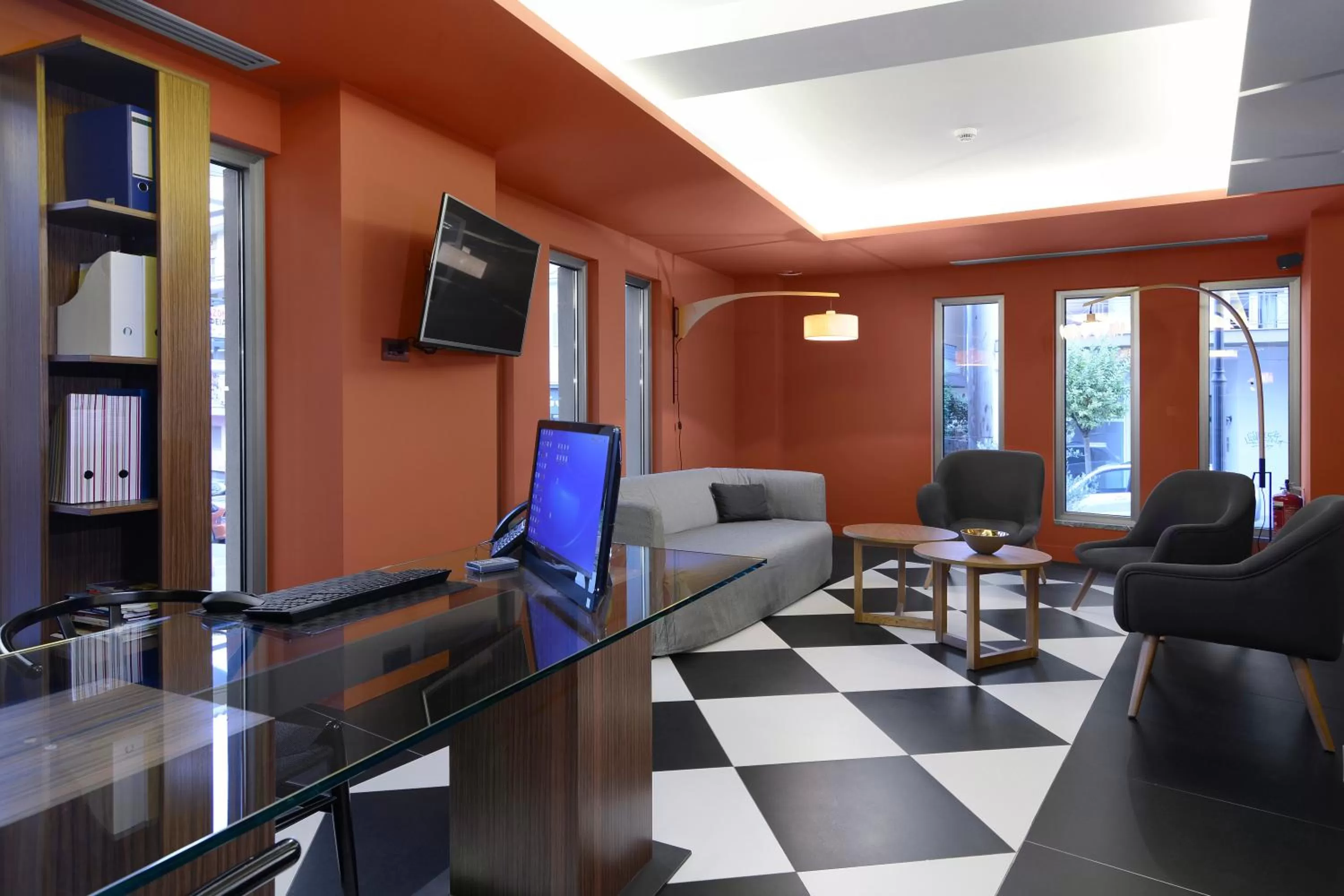 TV and multimedia in Lake Spirit Boutique Hotel & Spa