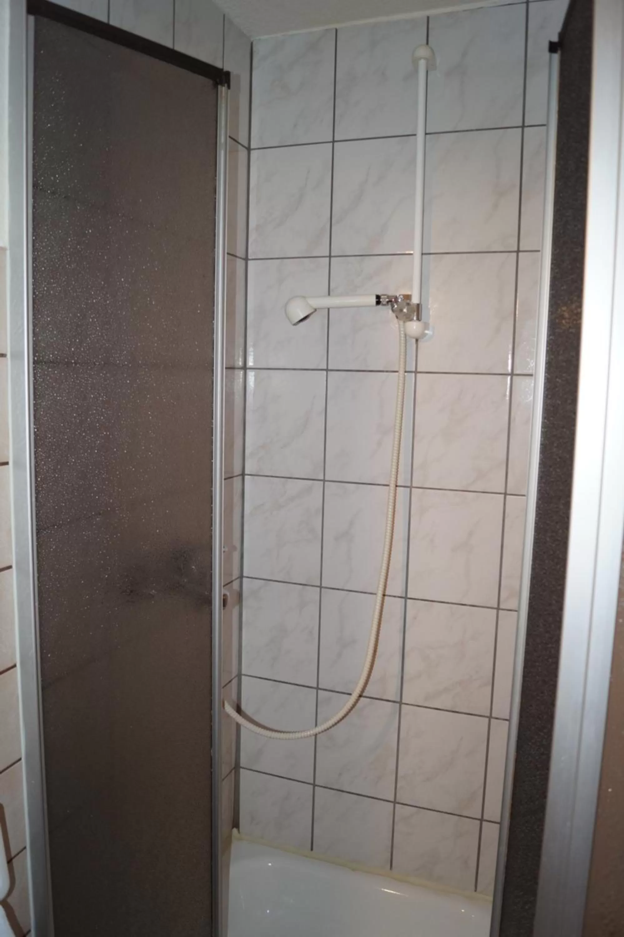 Shower in La Fontana