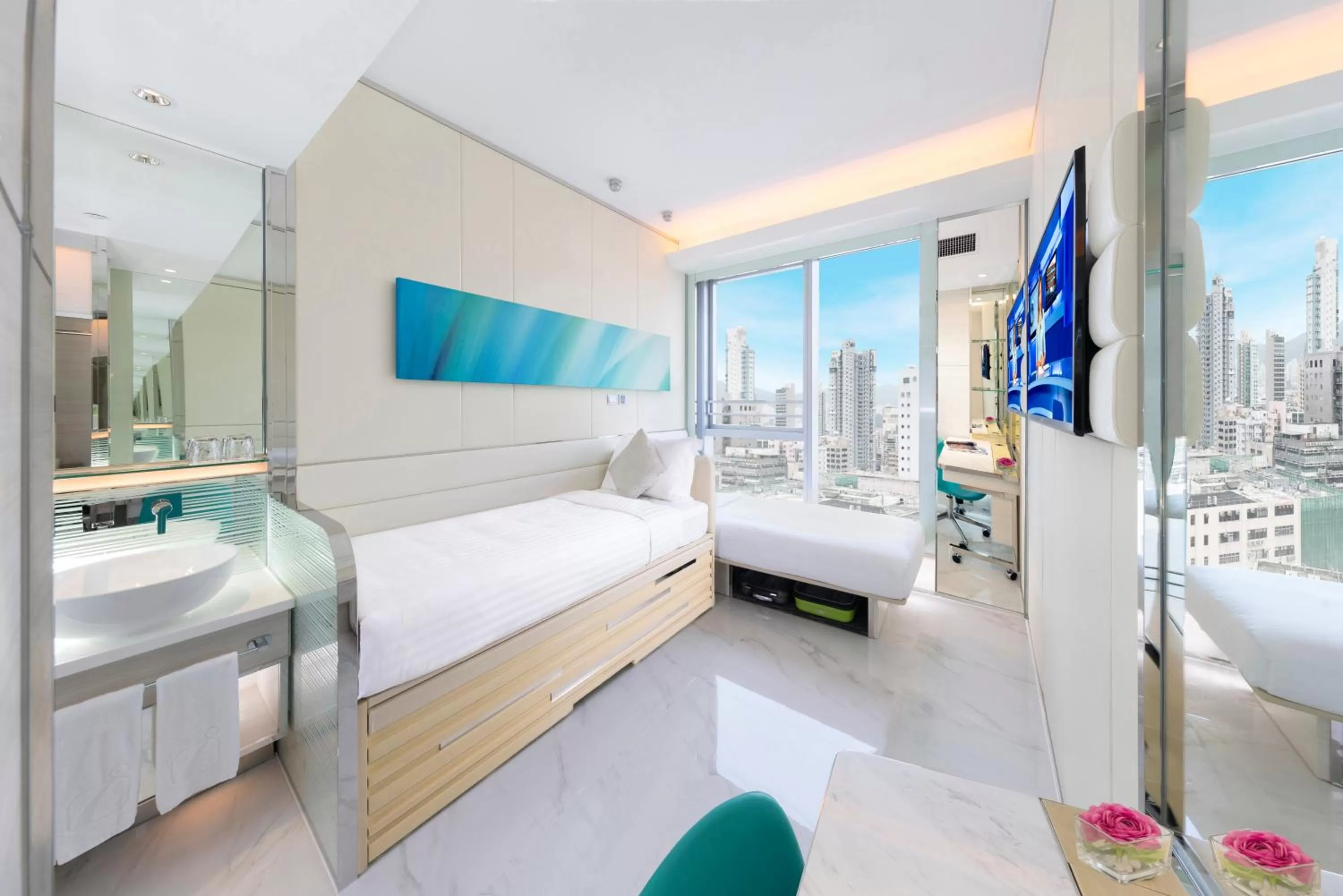 Bed in iclub Mong Kok Hotel