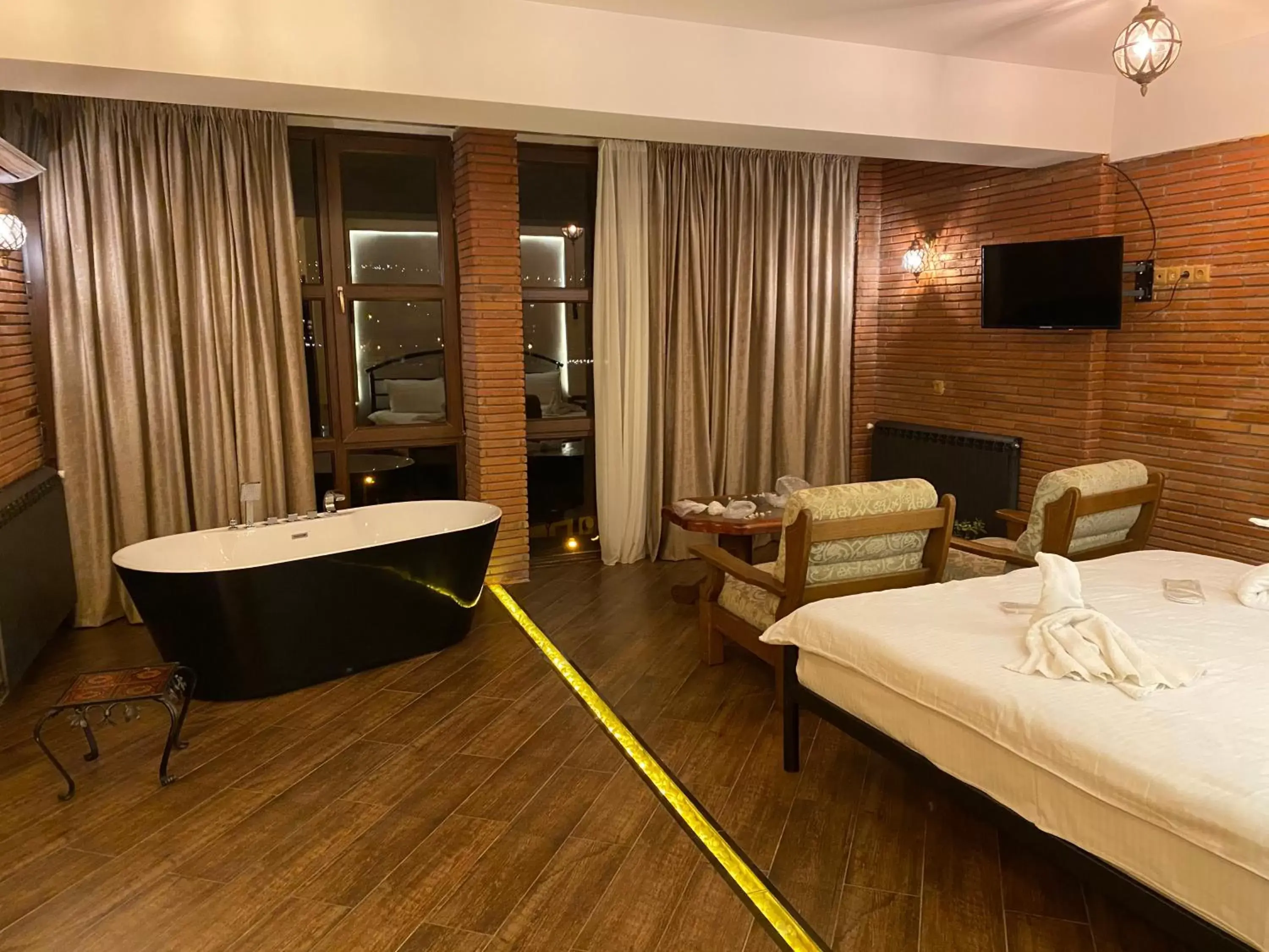 Deluxe Double Room with Panoramic View in Wine Hills Deluxe Double Room with Panoramic View in Wine Hills