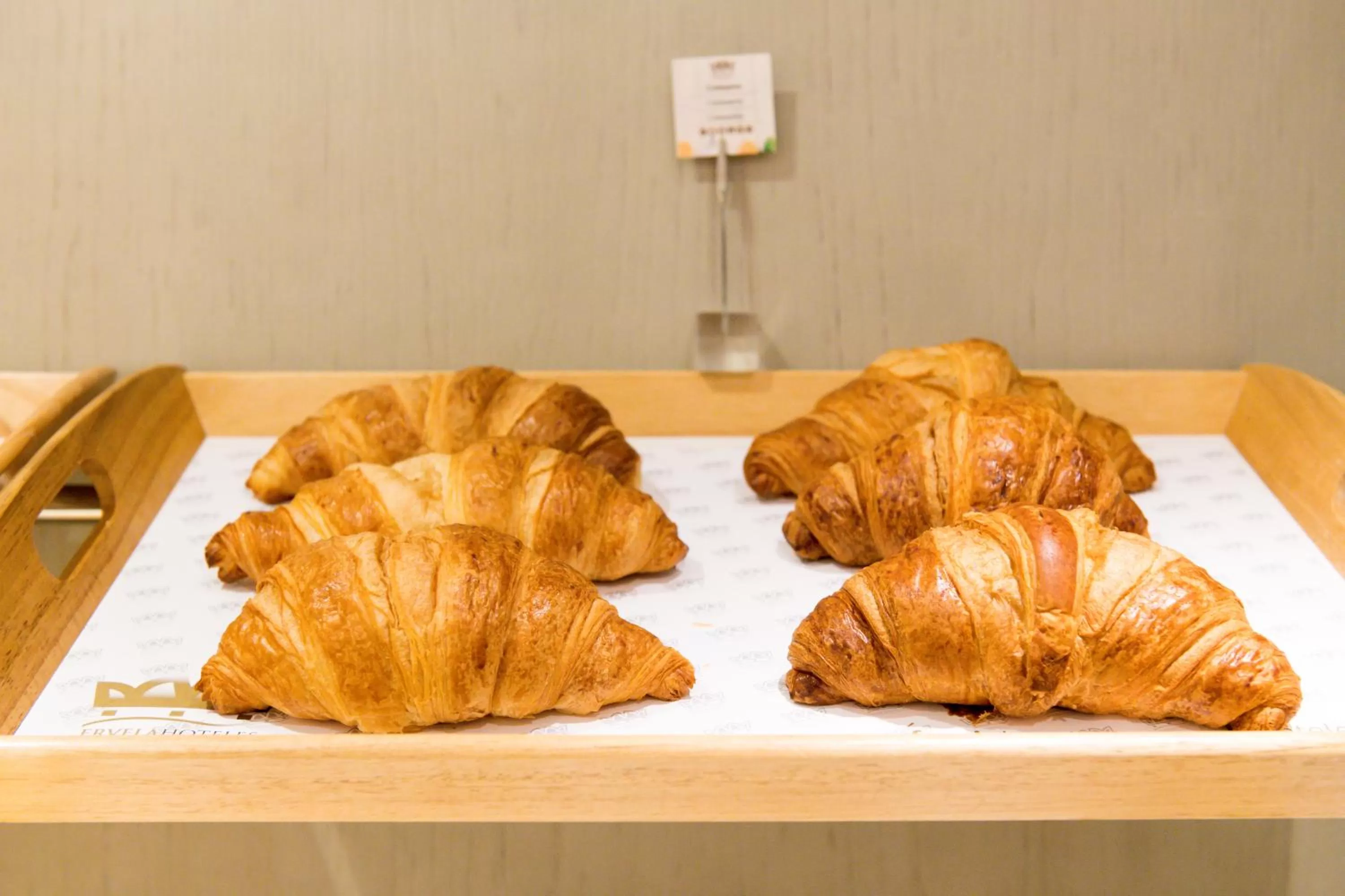 Buffet breakfast in Hotel Fruela