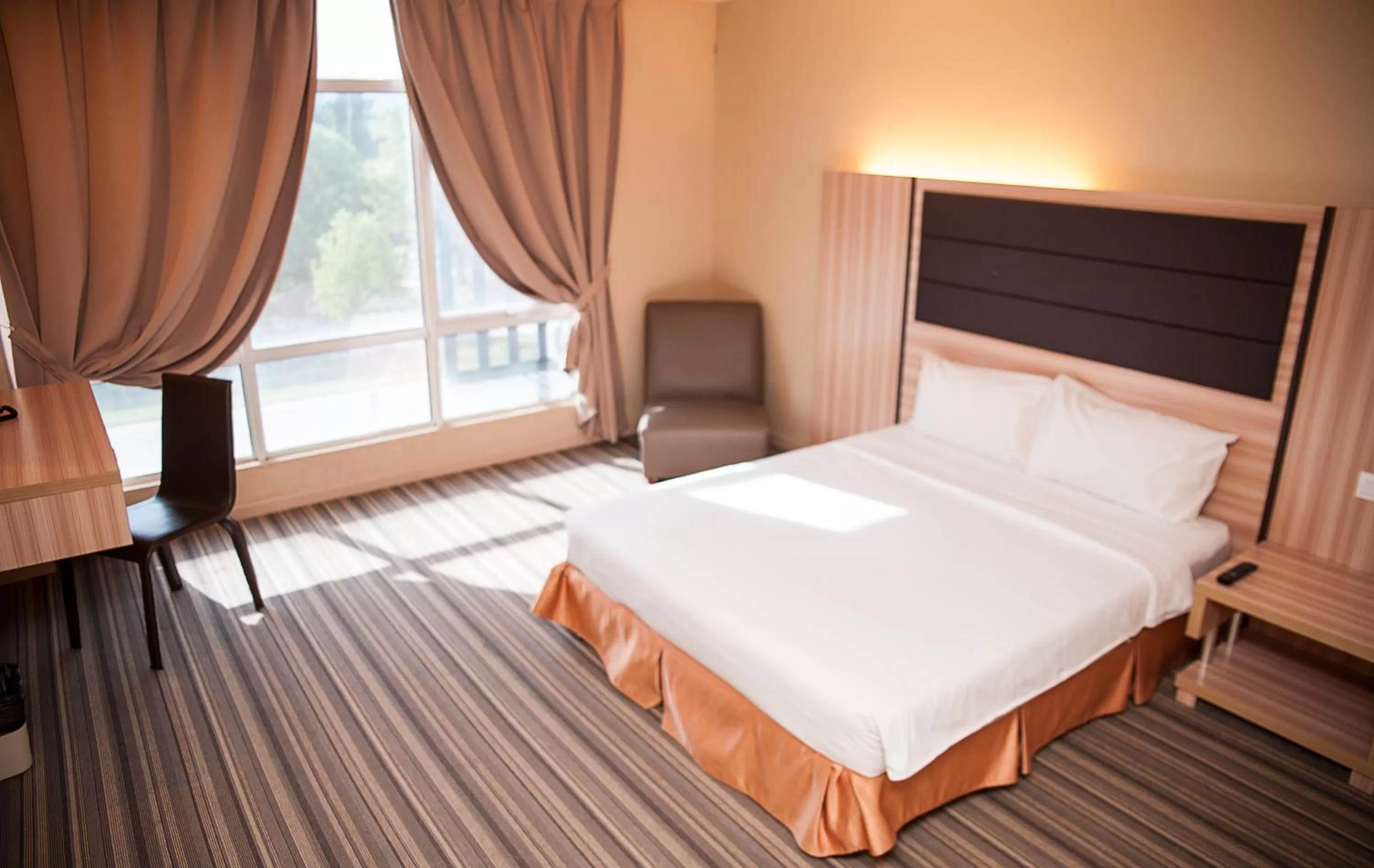 Bed in Zara's Boutique Hotel @ Harbour City