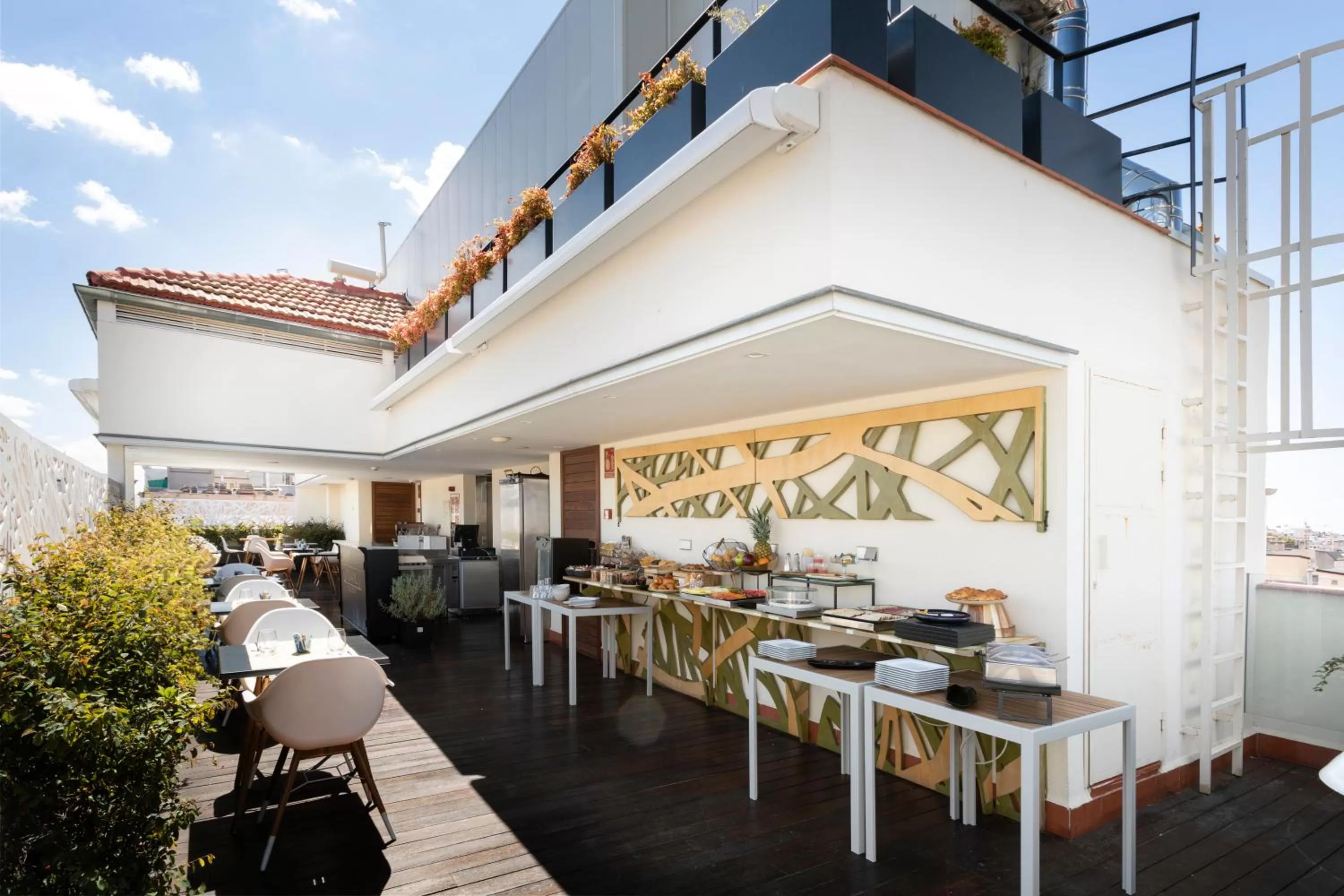 Restaurant/places to eat in ICON Casona 1900