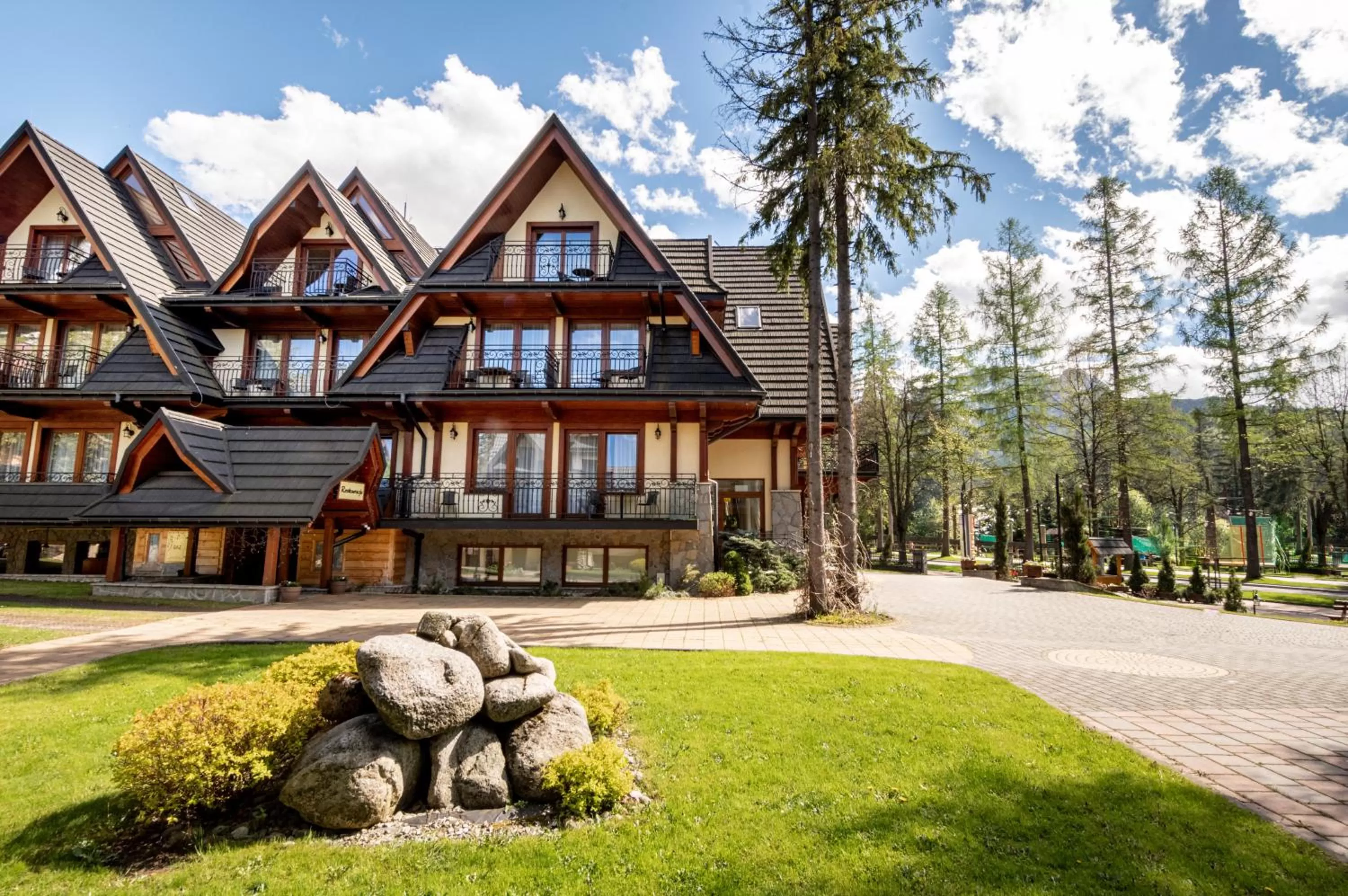 Property building in Hotel Willa Pod Skocznią