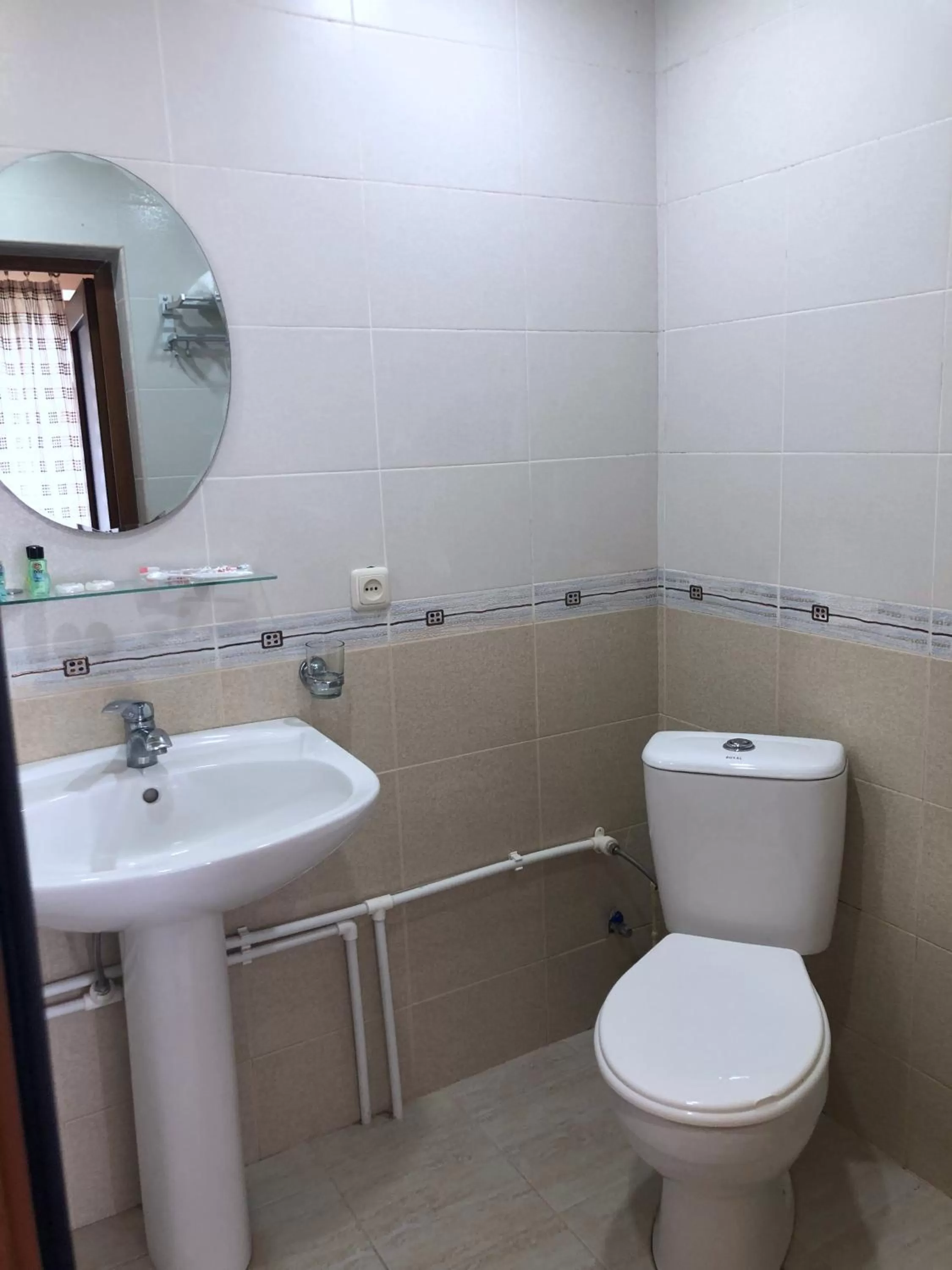 Toilet, Bathroom in Dil Hill by Sam