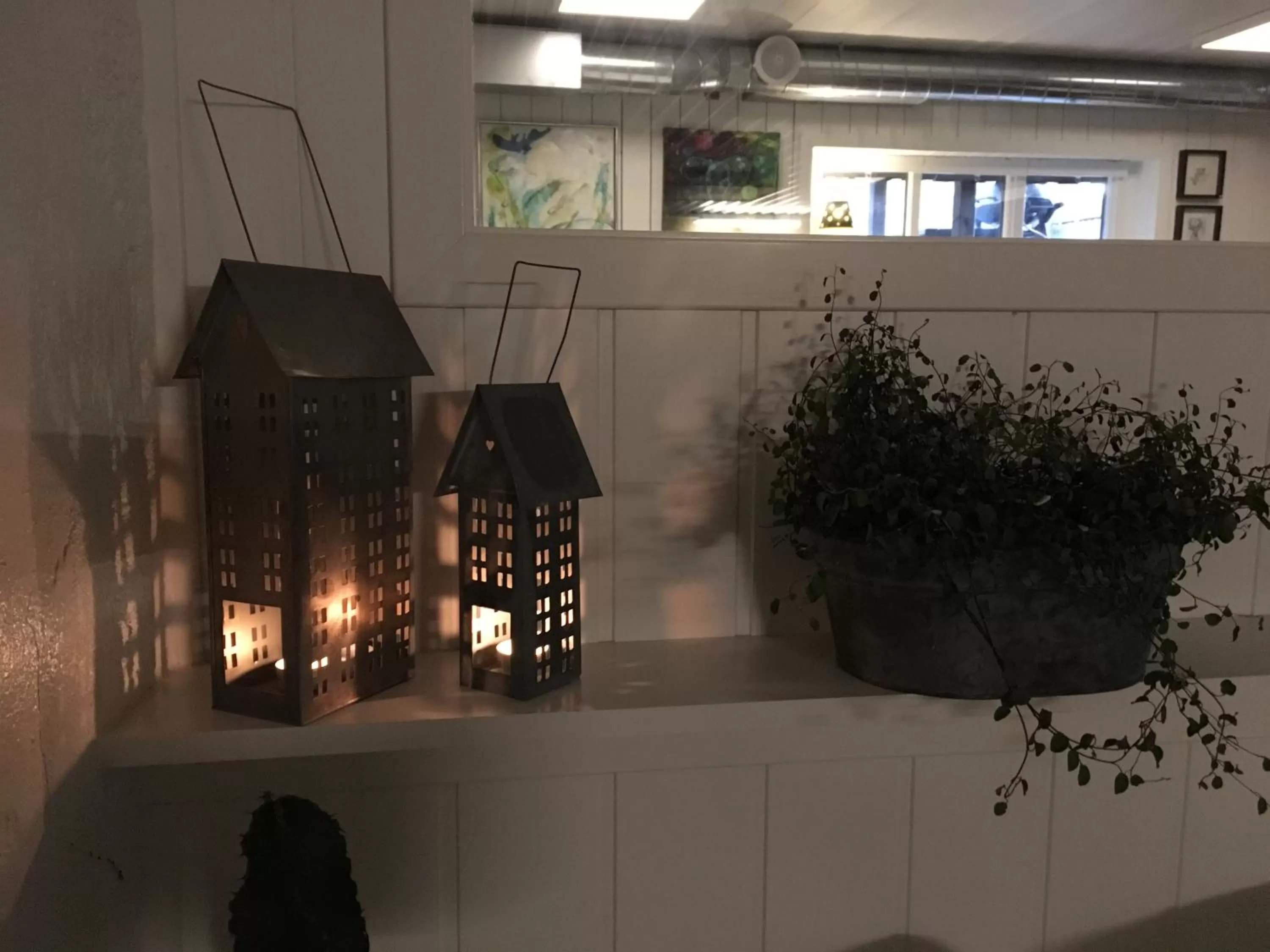 Communal kitchen in Krøgeneslåven Microtel