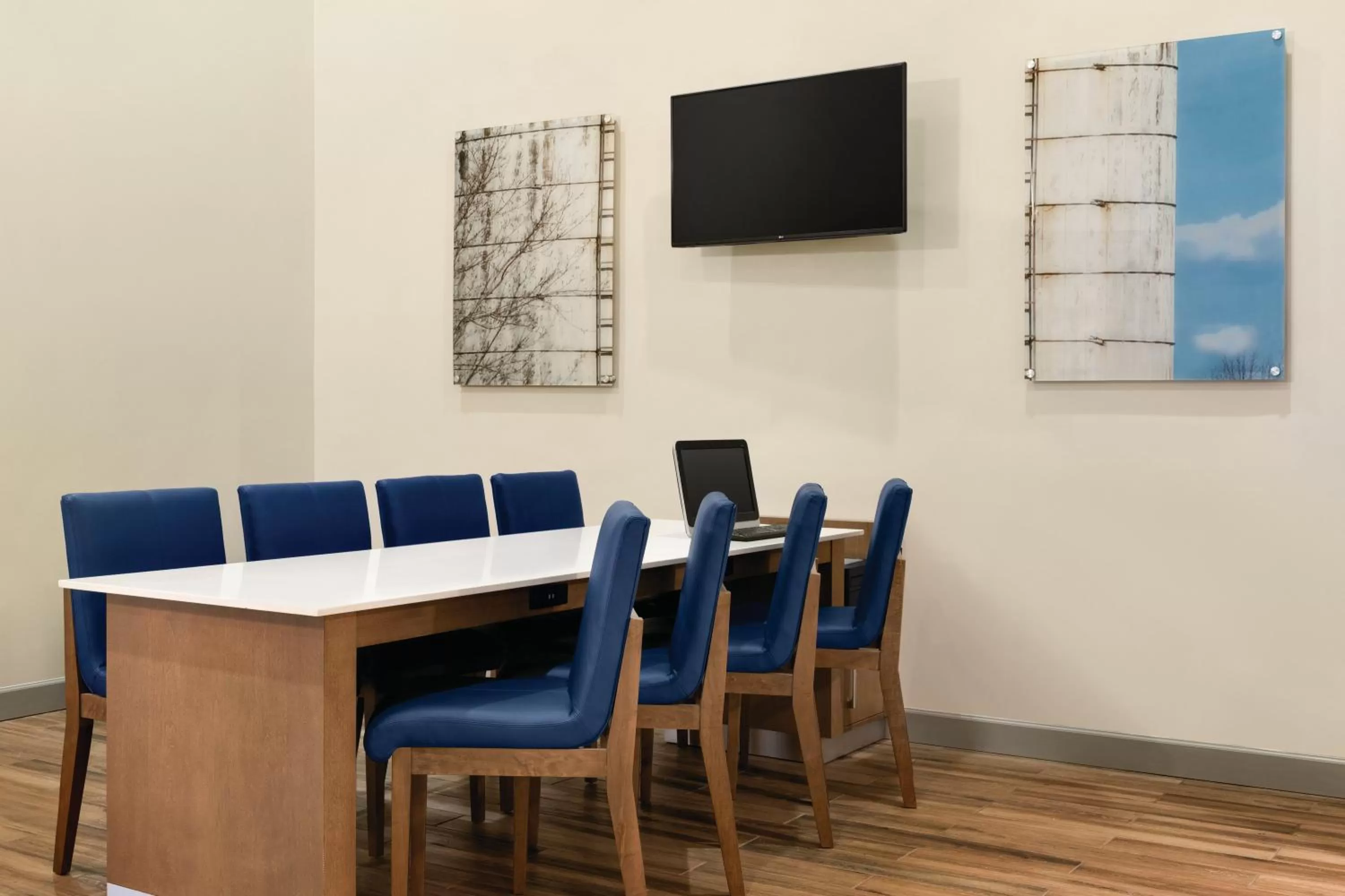 Business facilities in Radisson Hotel Ames Conference Center at ISU