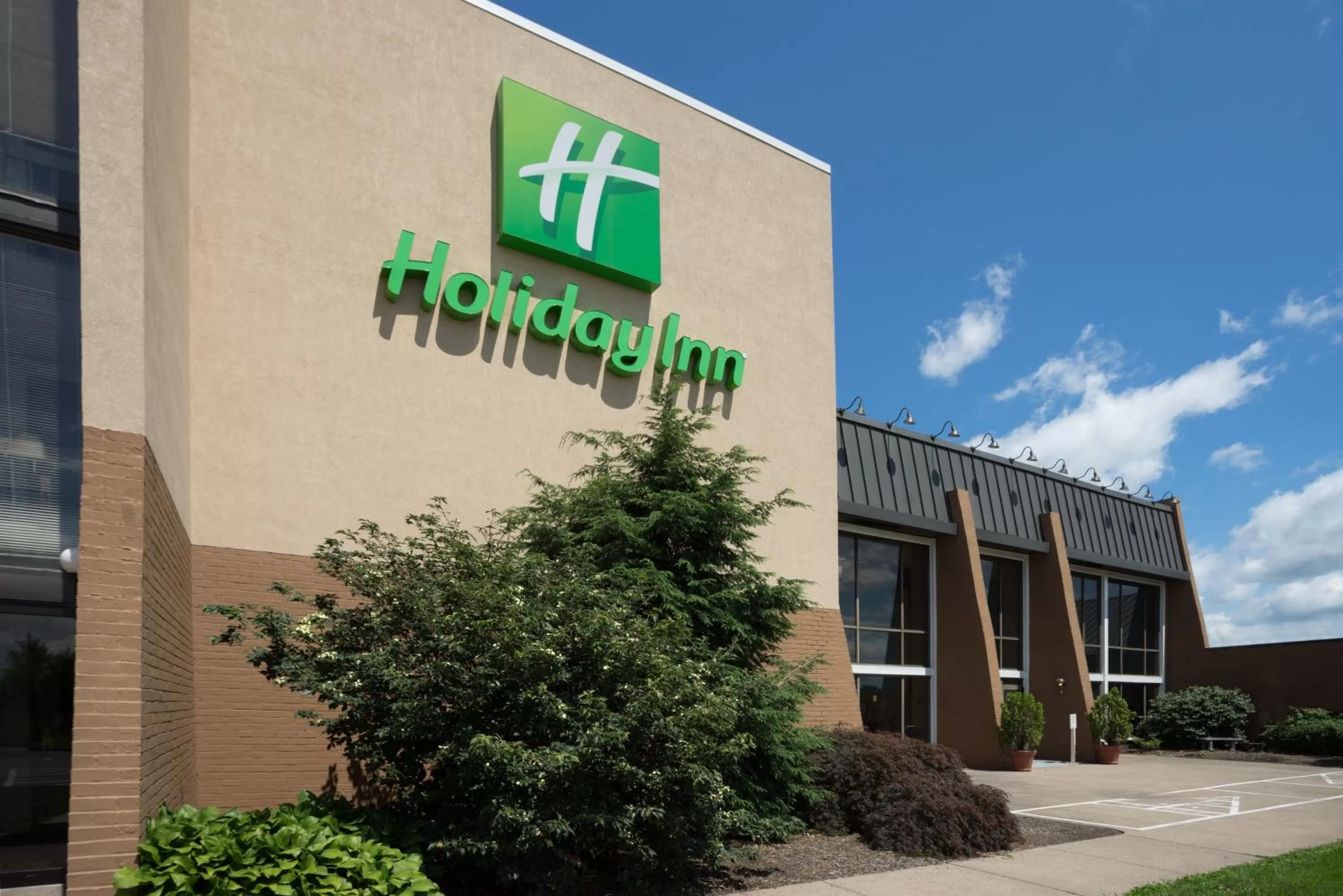 Holiday Inn Harrisburg I-81 Hershey Area by IHG