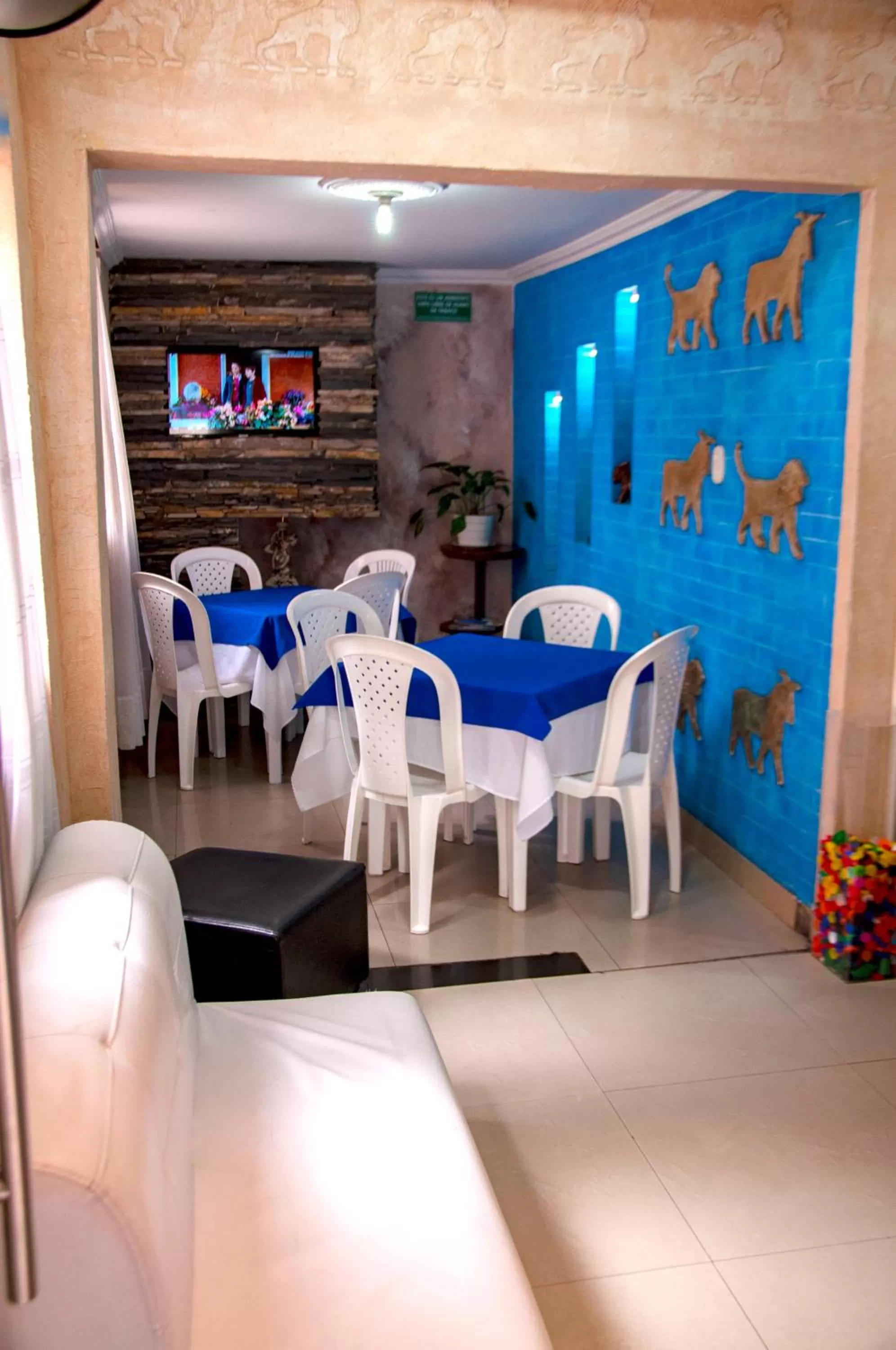 Decorative detail, Restaurant/Places to Eat in La Gran Fortaleza B&B