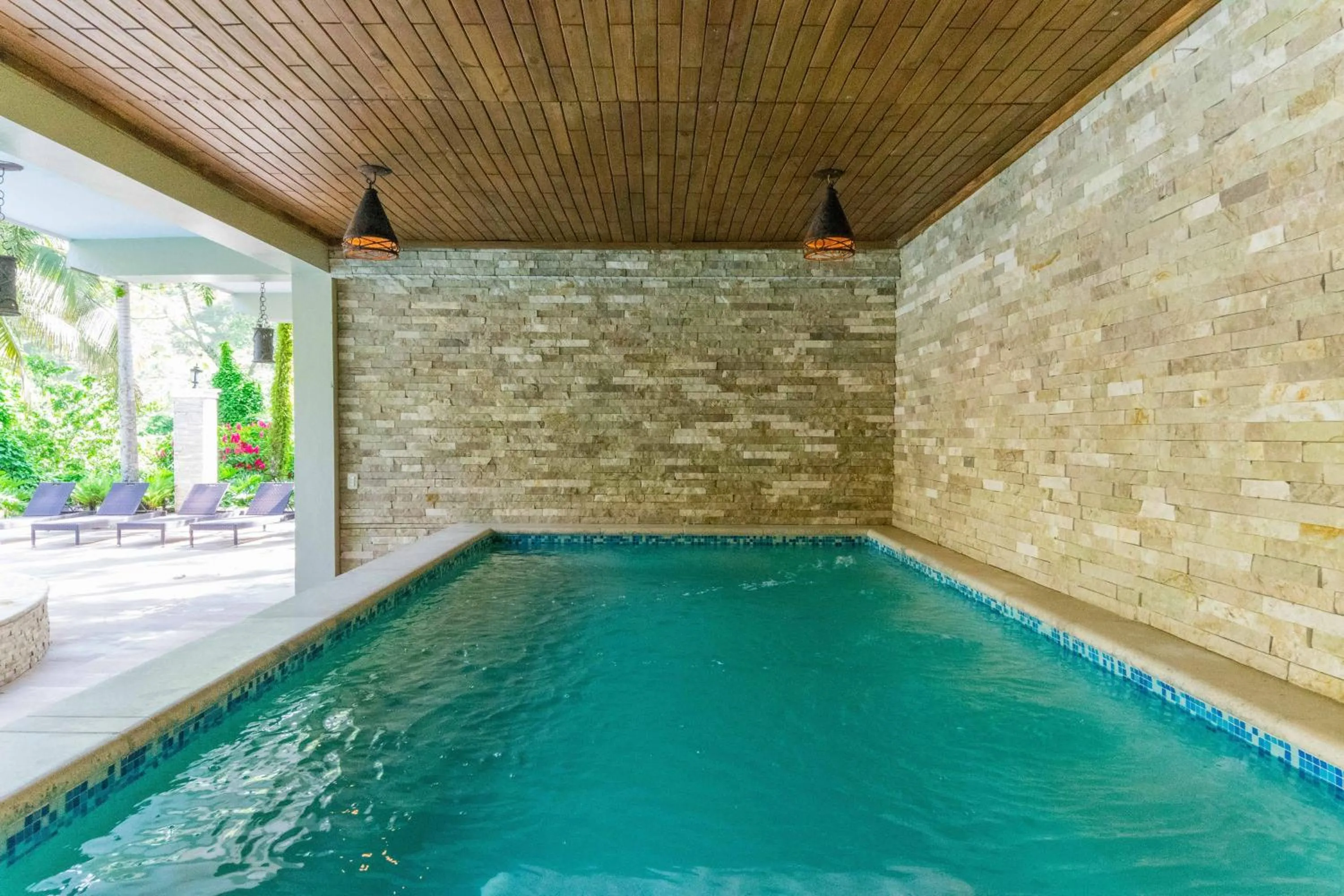 Pool view in Hotel Gran Jimenoa