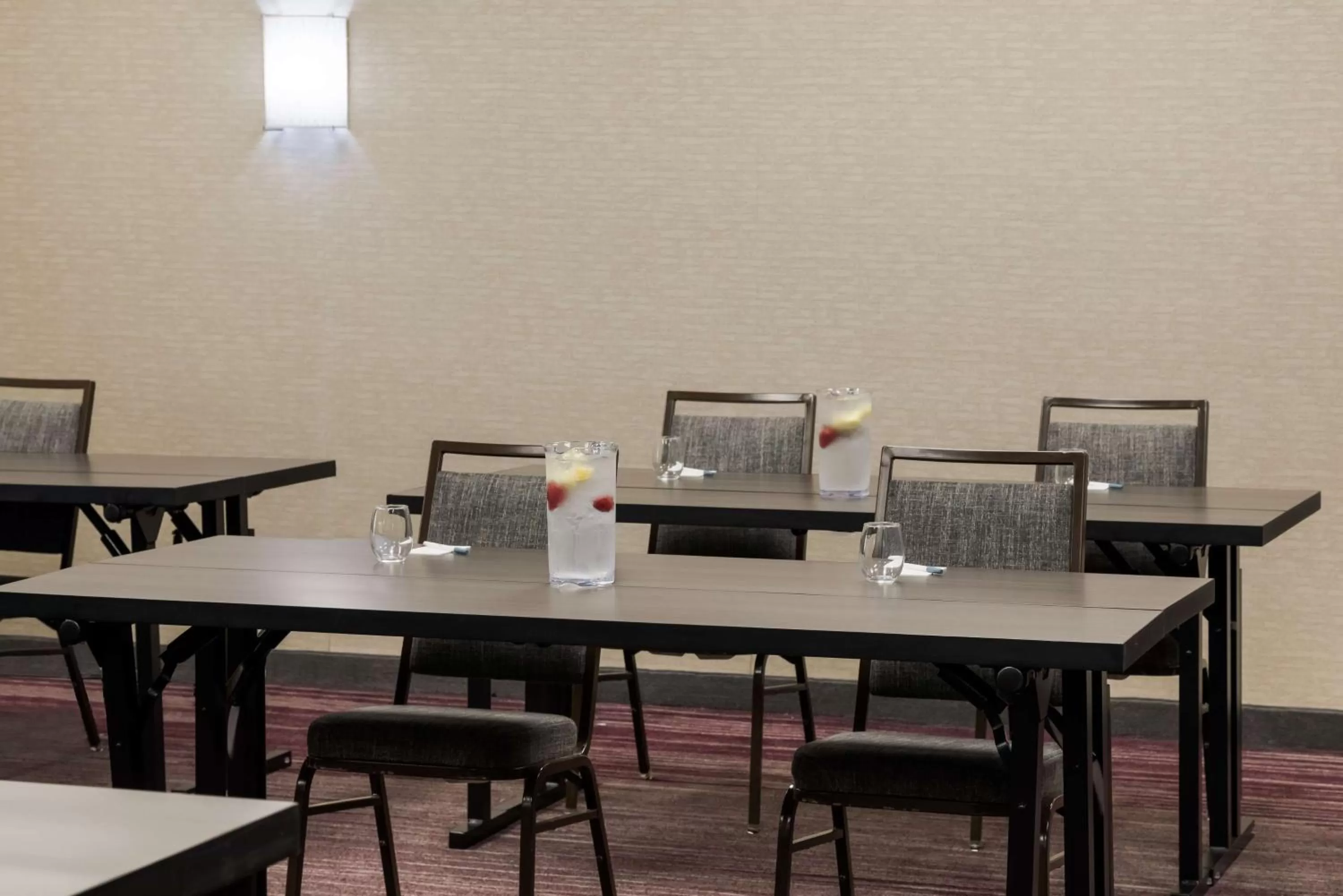 Meeting/conference room in Sonesta Select Atlanta Midtown Georgia Tech