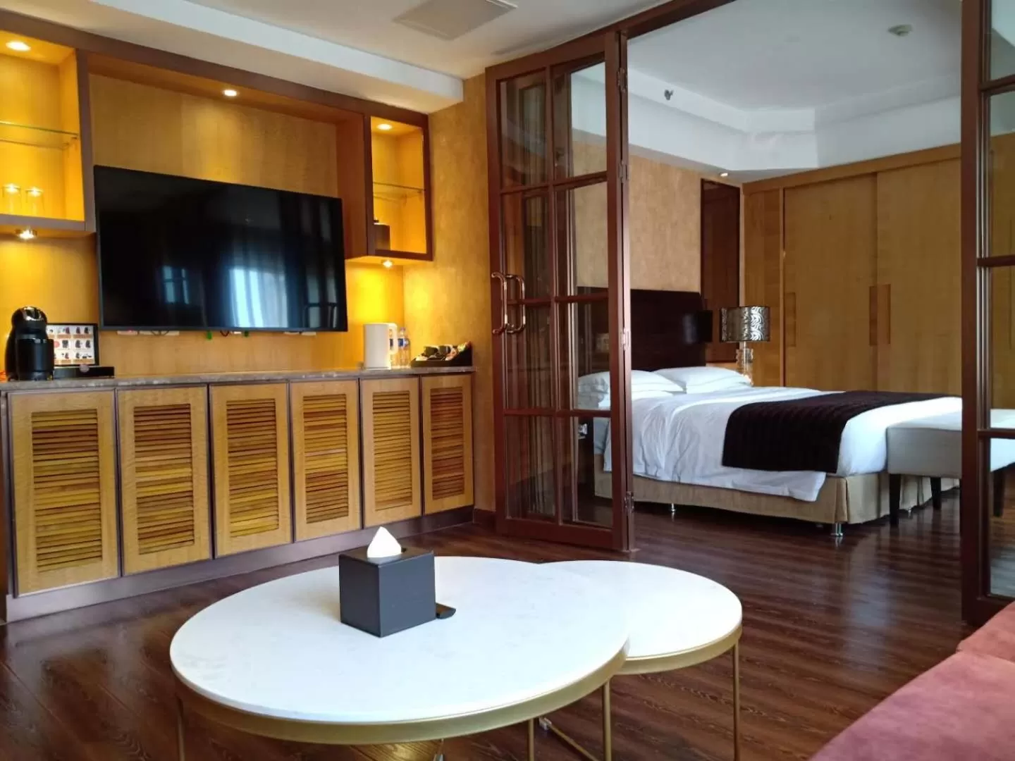 Photo of the whole room, Bed in Marco Polo Parkside, Beijing