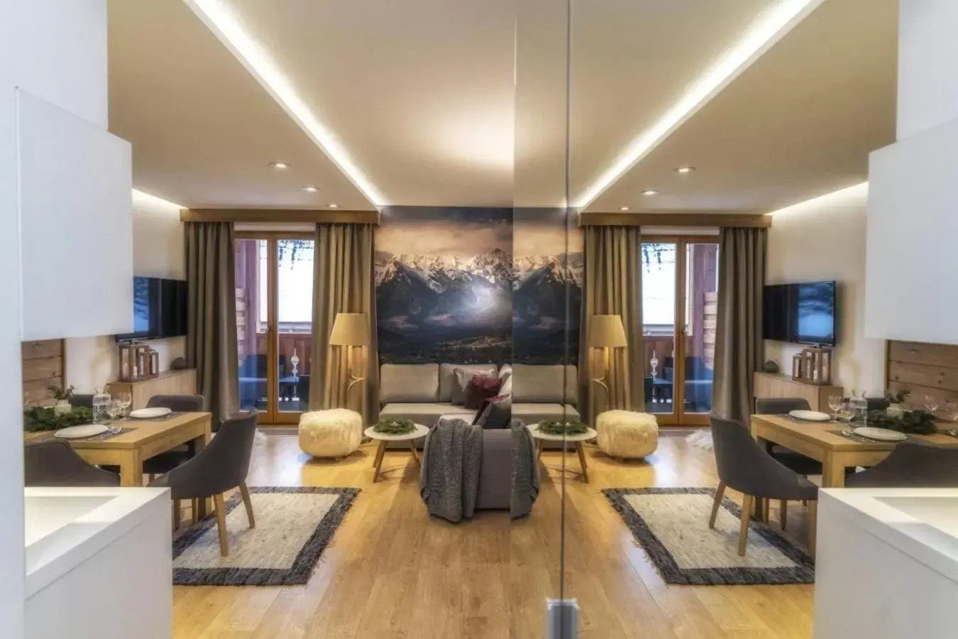 Two-Bedroom Apartment - free access to swimming pool and spa facilities in Aparthotel Giewont Two-Bedroom Apartment - free access to swimming pool and spa facilities in Aparthotel Giewont