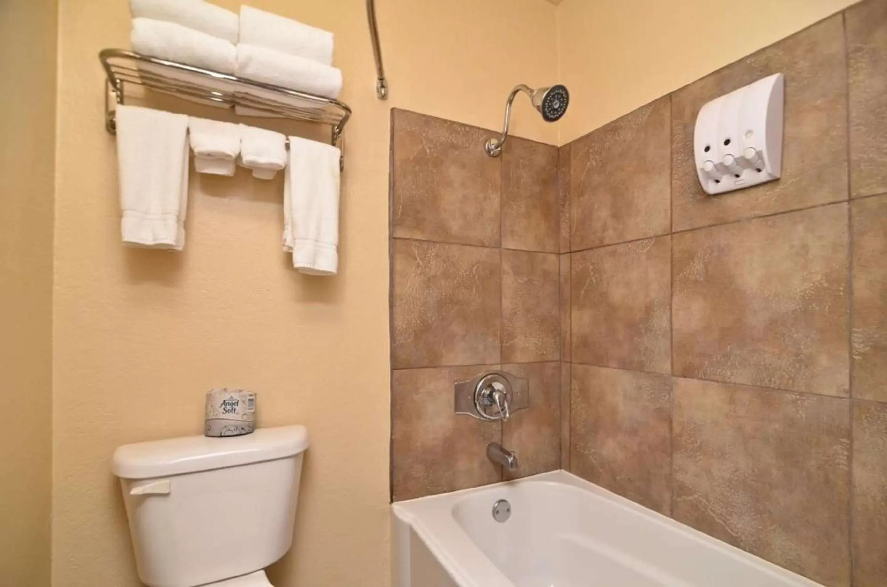 Queen Room with Two Queen Beds - Non-Smoking in SureStay Hotel by Best Western Zapata Queen Room with Two Queen Beds - Non-Smoking in SureStay Hotel by Best Western Zapata