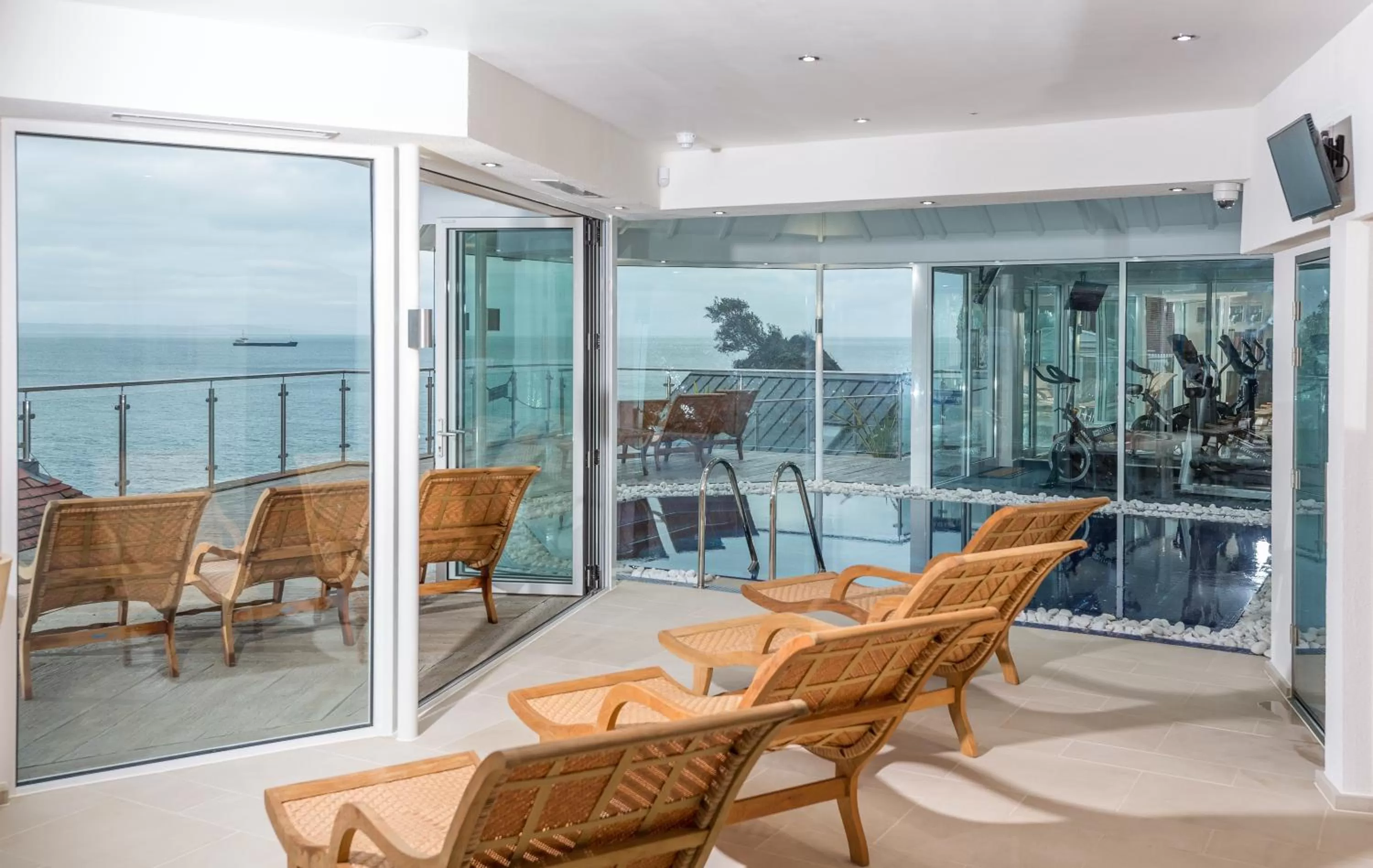 Sauna in Cary Arms & Spa