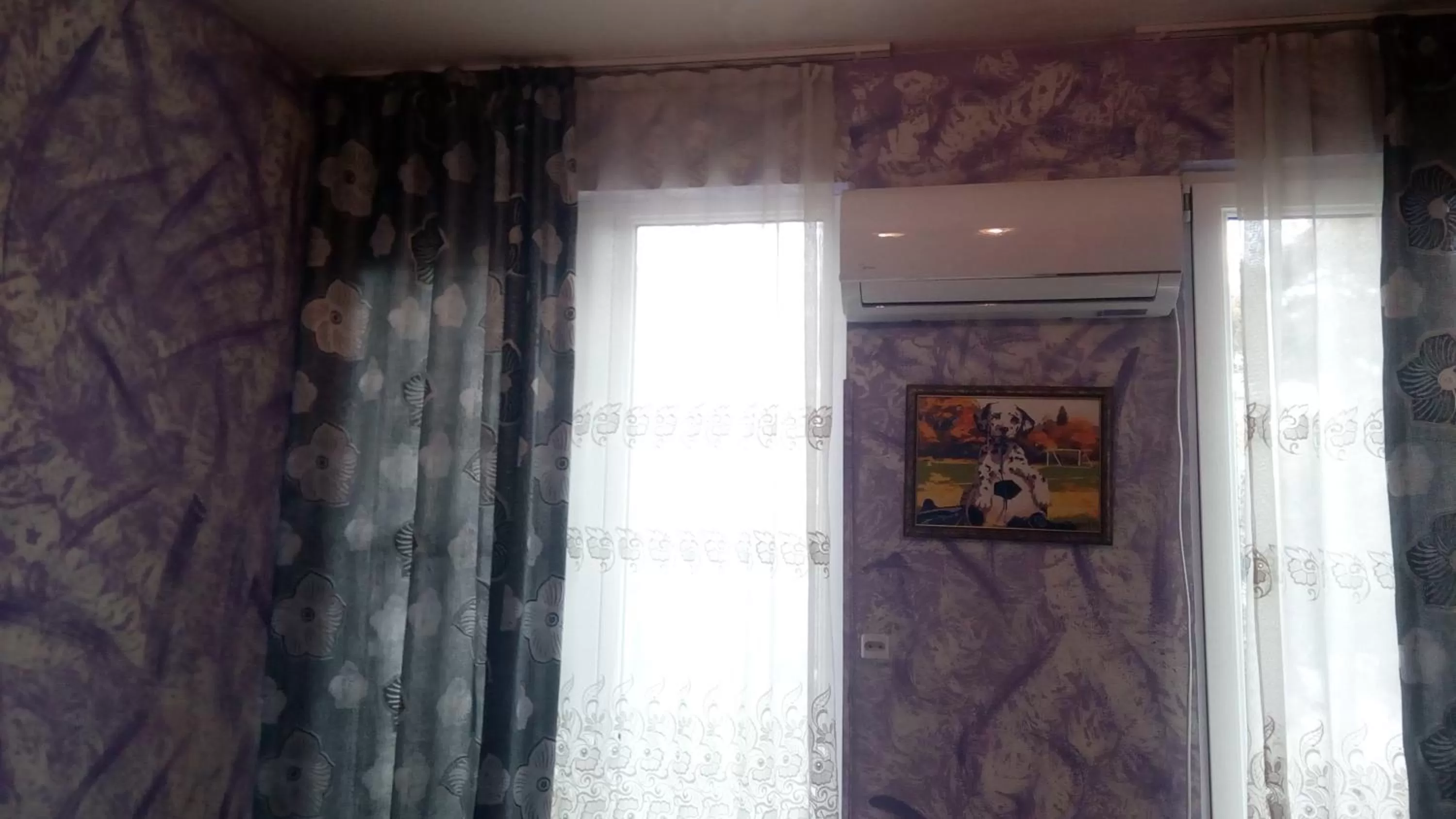 Photo of the whole room in Hotel Isani