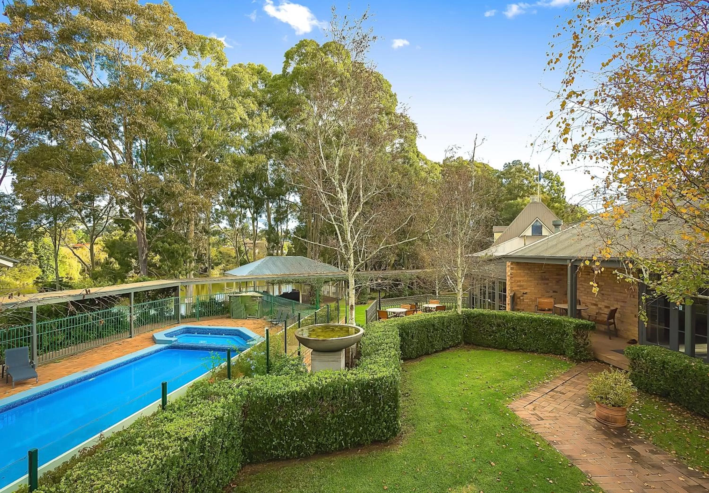 Swimming pool in Lincoln Downs Resort Batemans Bay