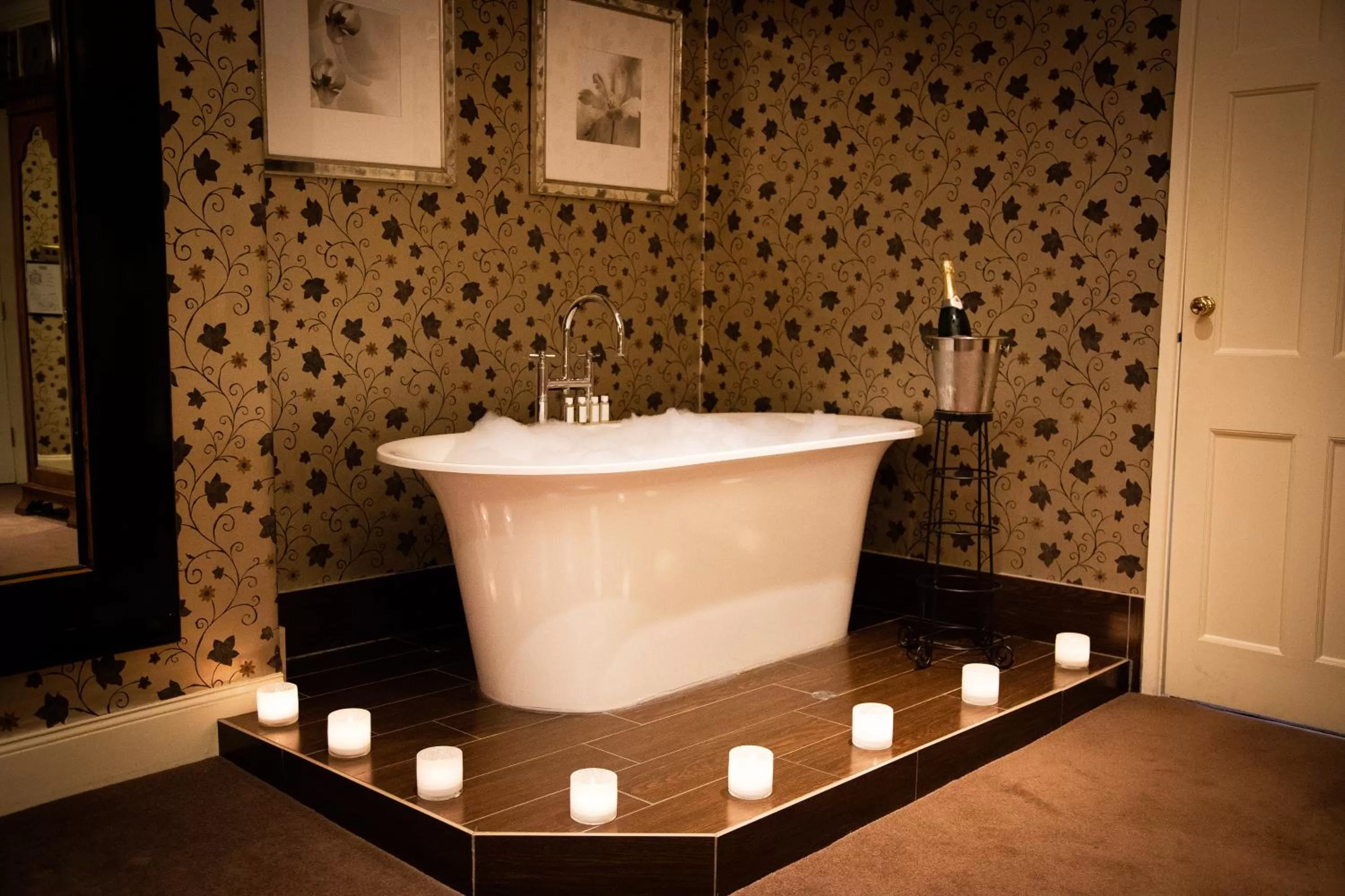 Bath in The Eastbury & Spa