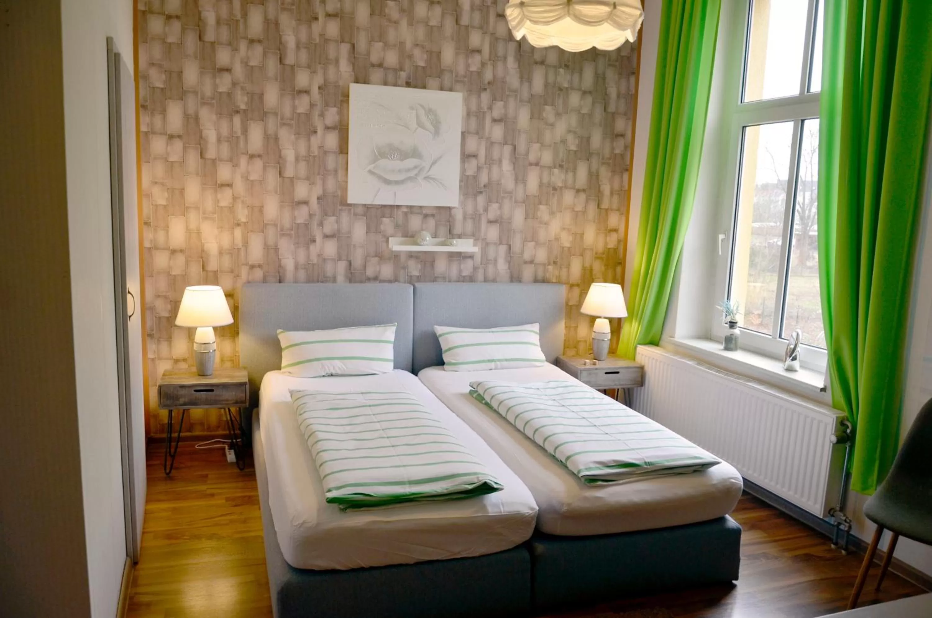 Bed in Pension zur Neiße