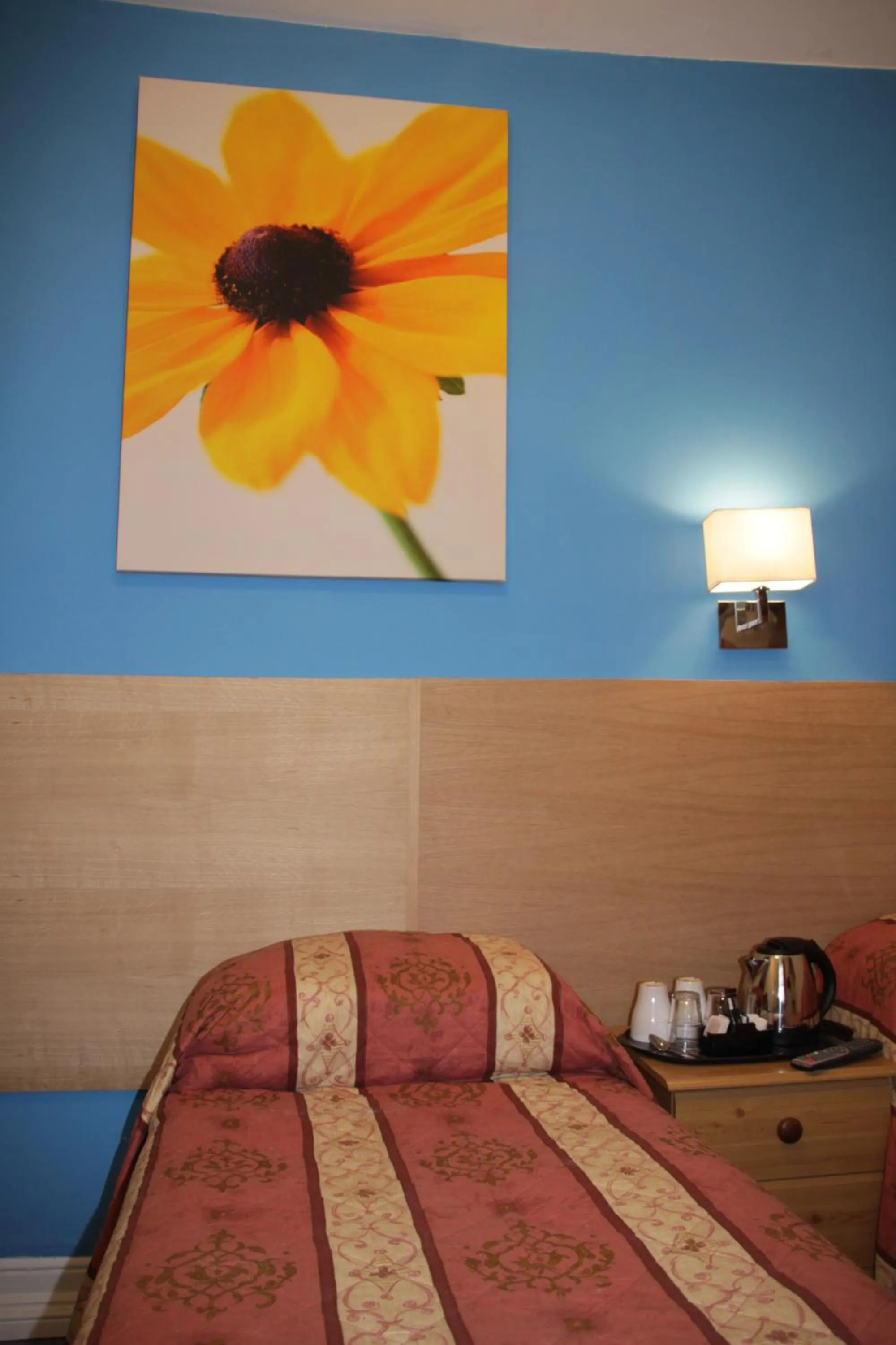 Bedroom, Bed in The Grapevine Hotel