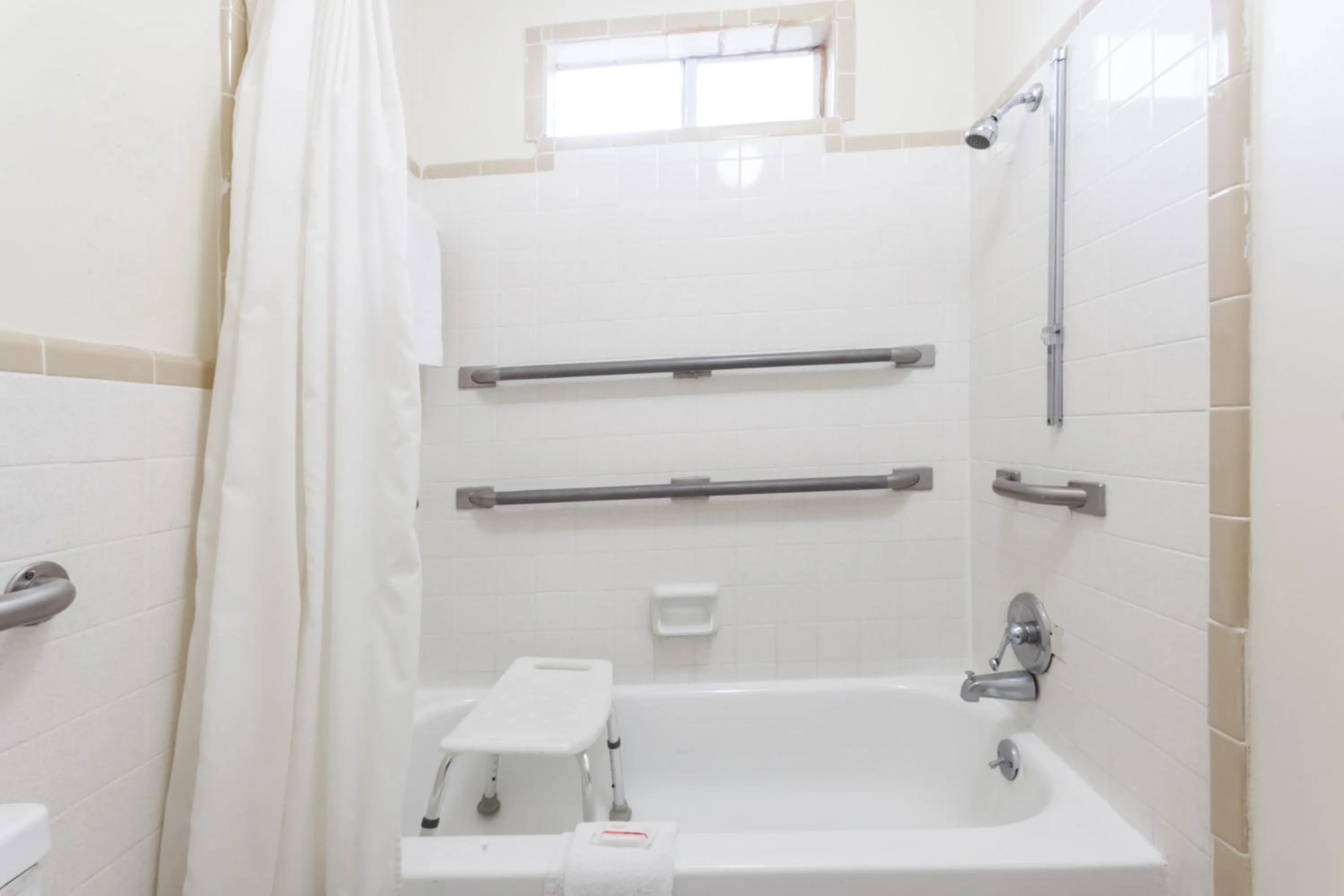 Knights Inn Hurricane Mills