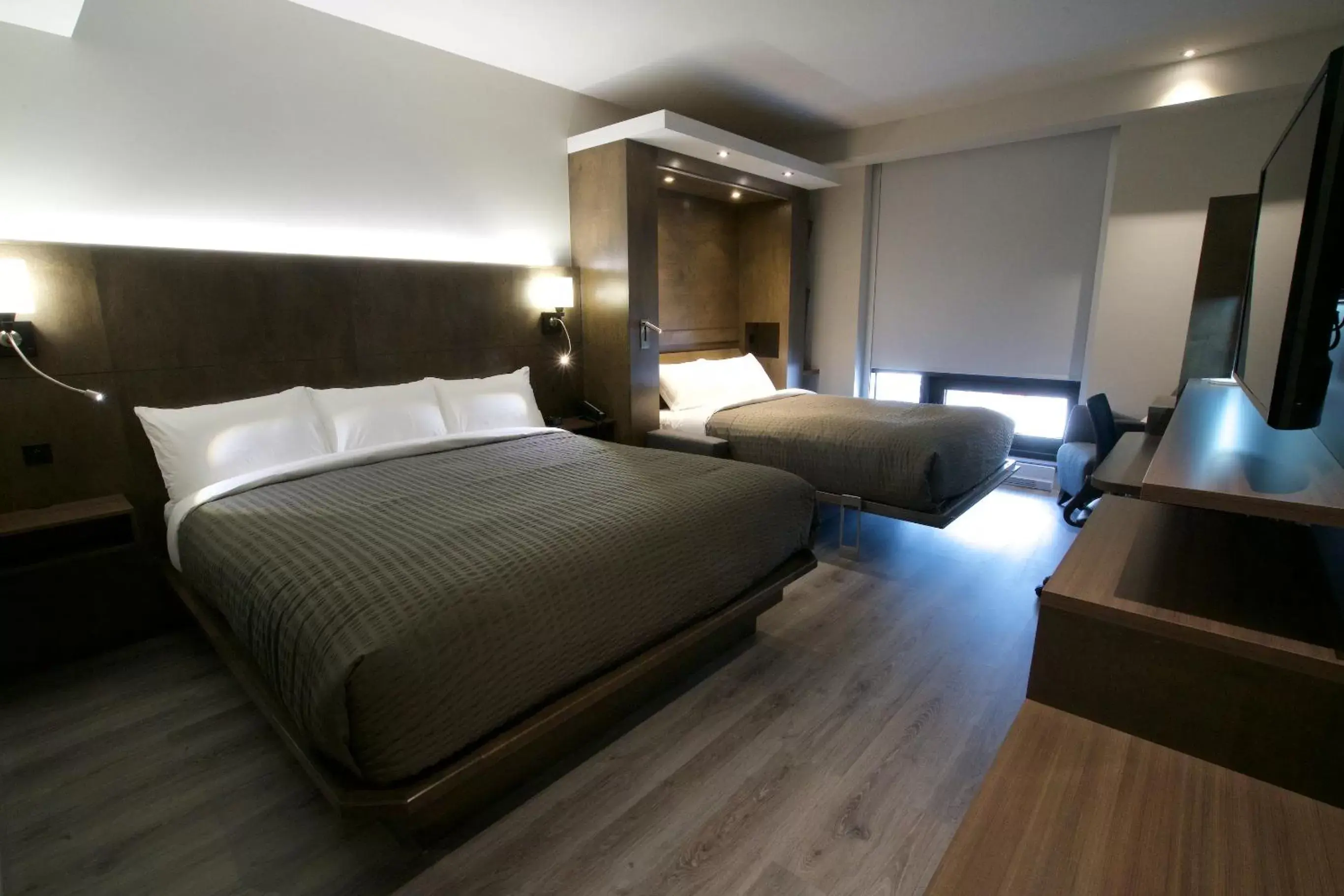 Superior Quadruple Room in Hôtel & Suites Normandin Lévis Superior Quadruple Room in Hôtel & Suites Normandin Lévis