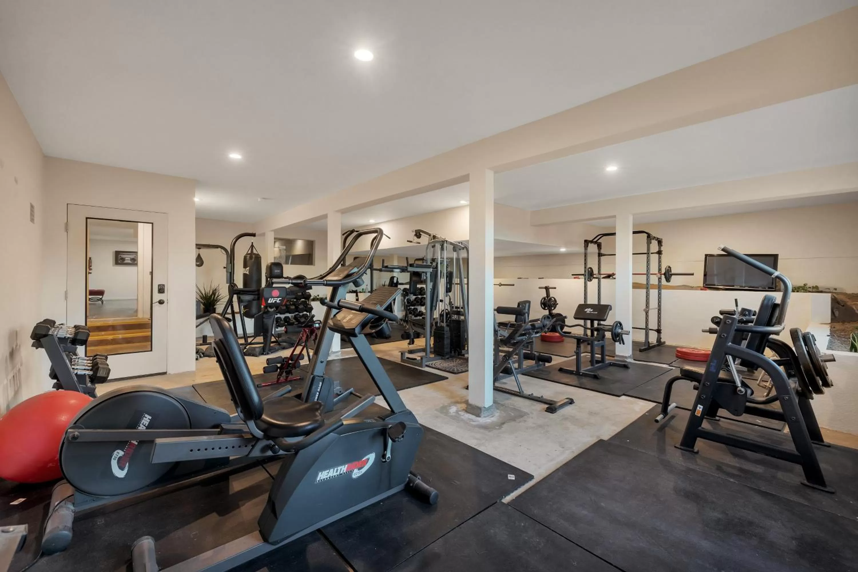 Fitness centre/facilities in Quiet Mind Mountain Lodge, Retreat & Spa