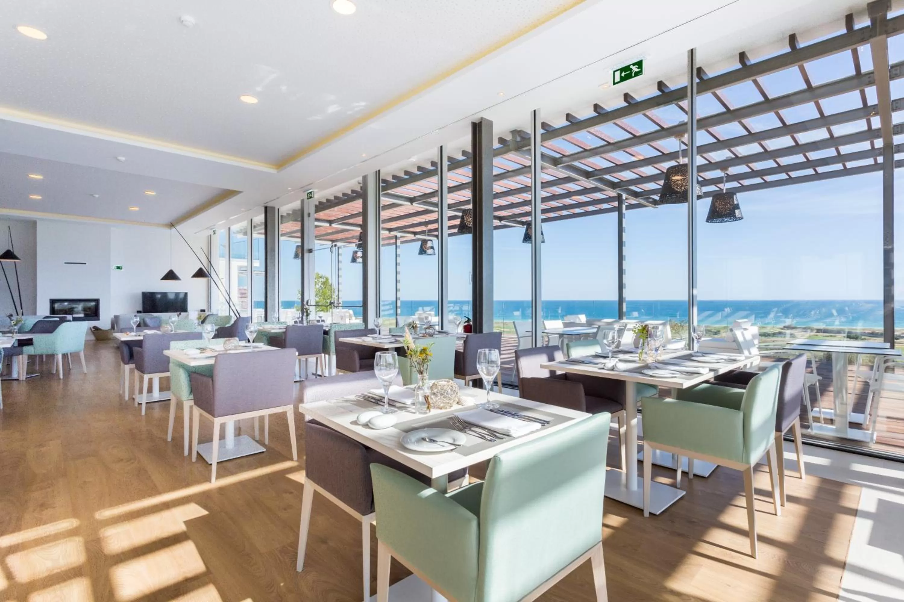 Restaurant/places to eat in Palmares Beach House Hotel - Adults Only