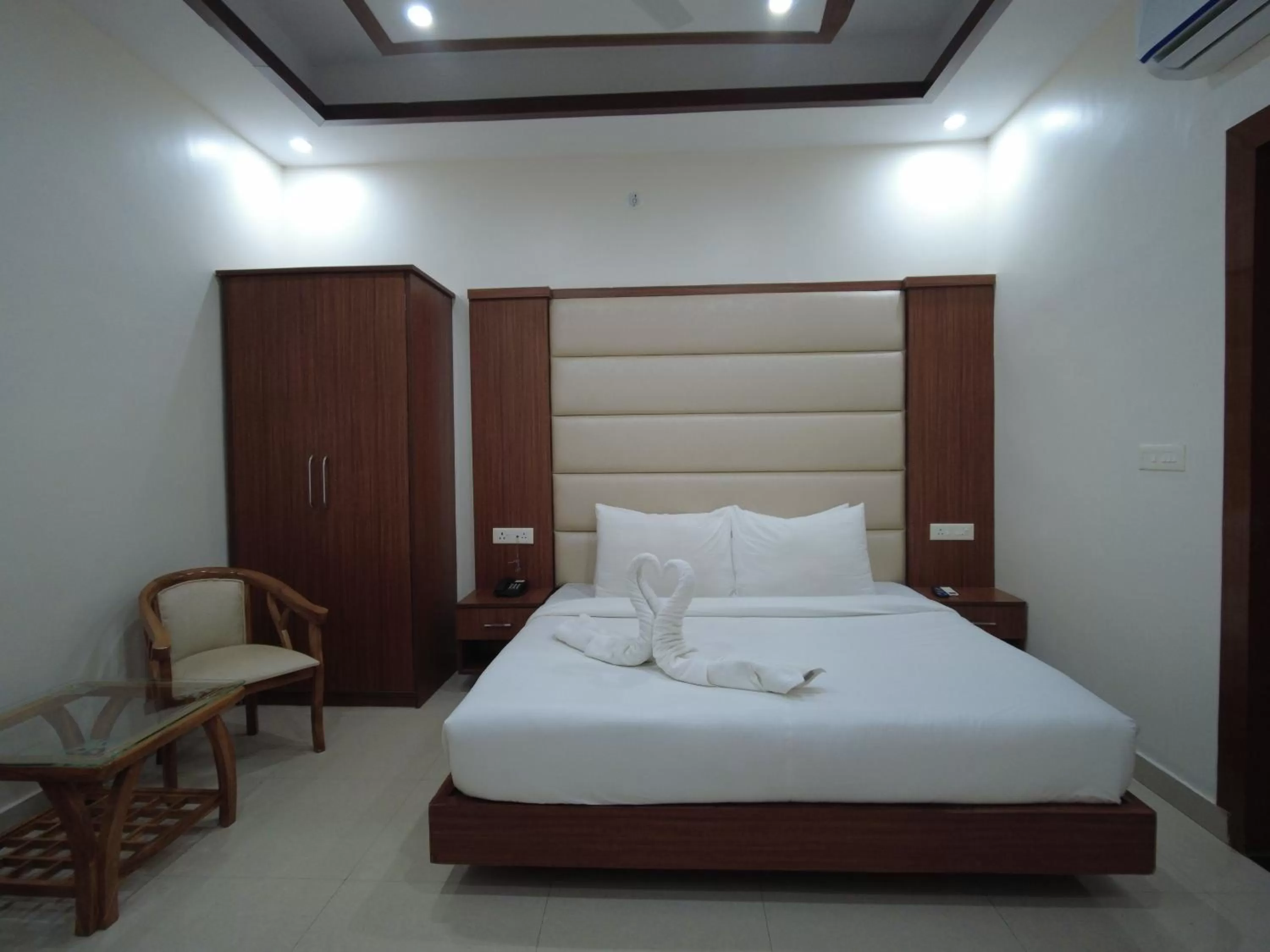 Bed in Kamay The Grand Alova