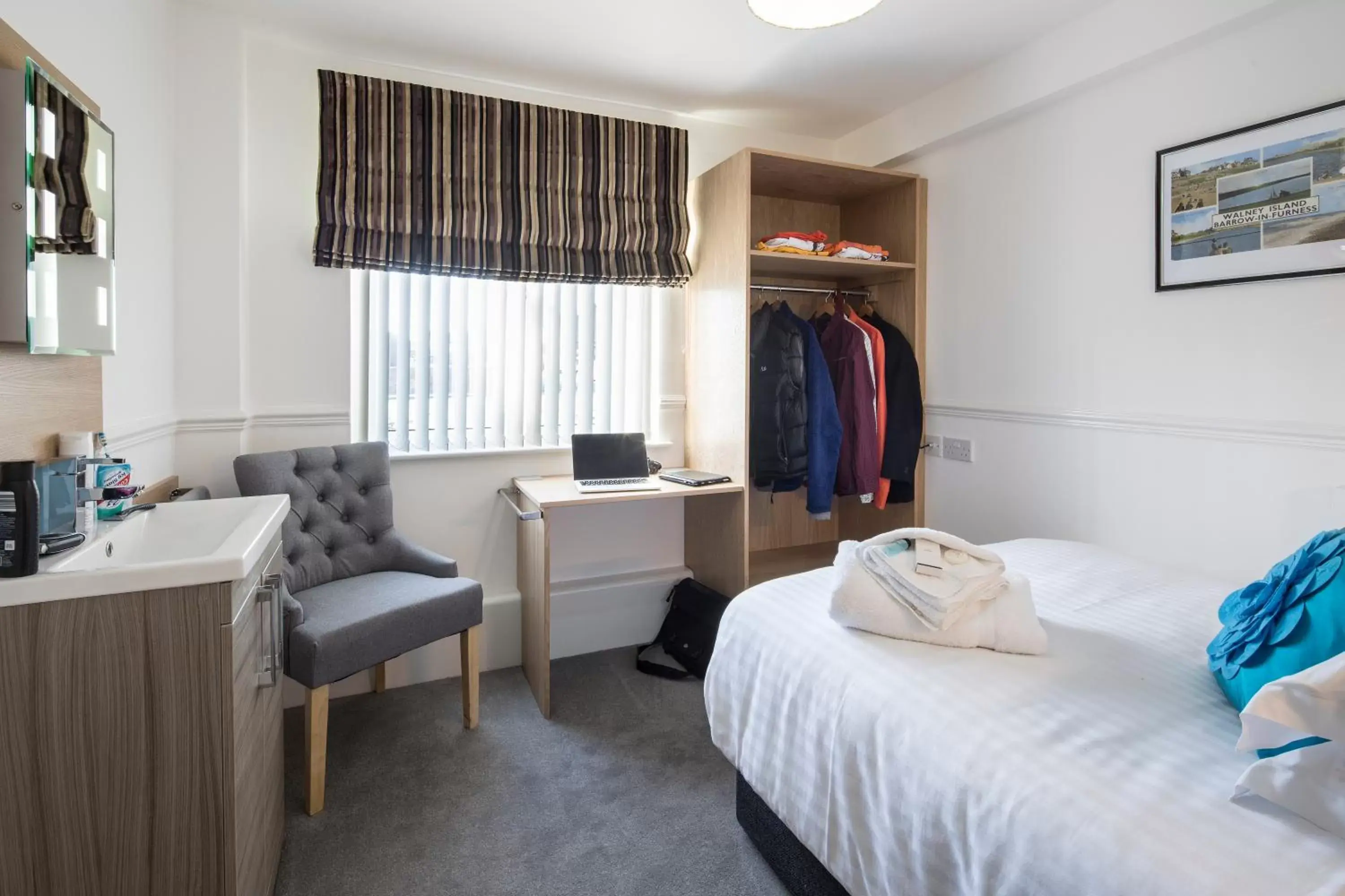 Large Single Room in West Point House Large Single Room in West Point House