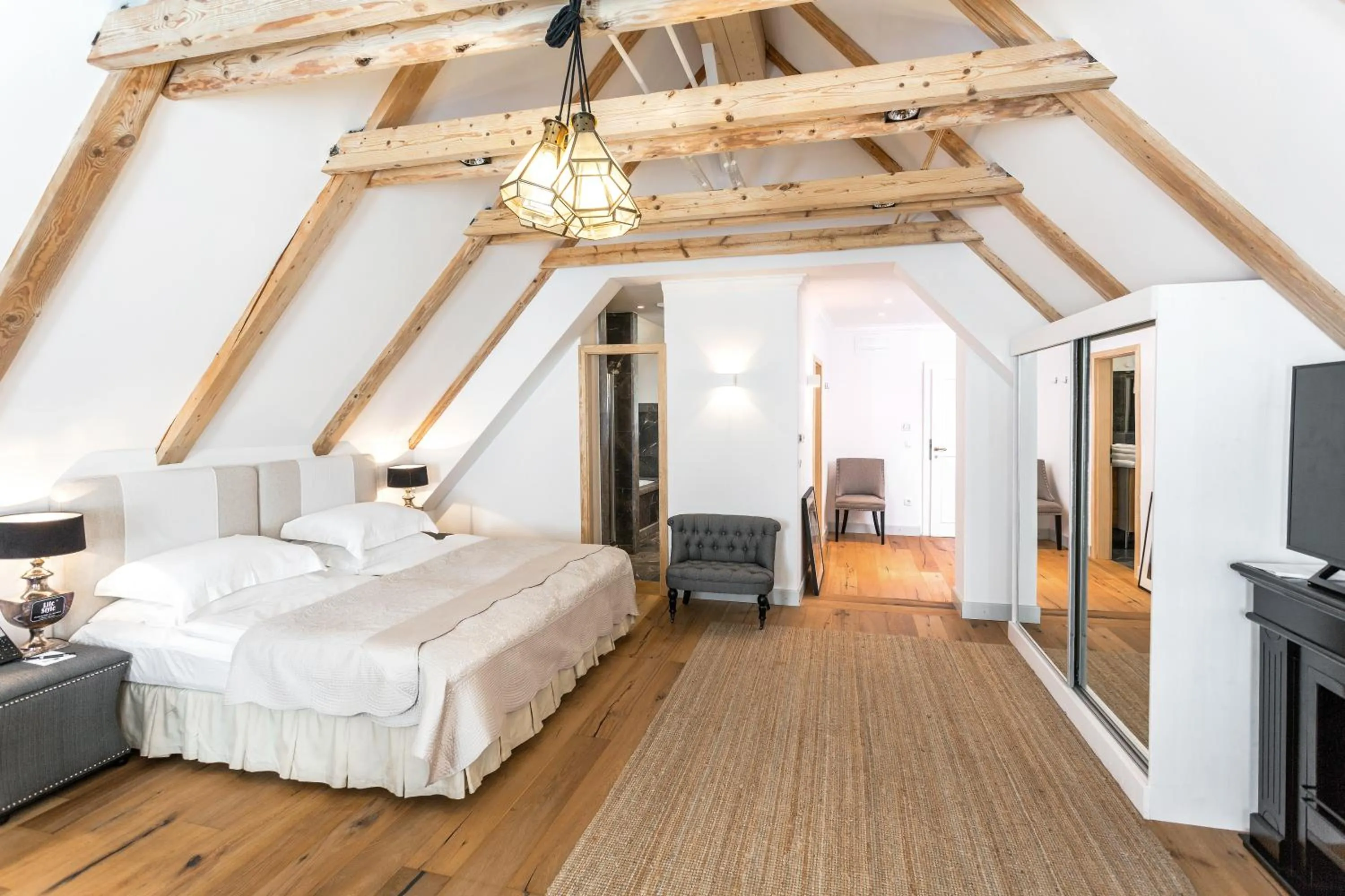 Bed in Lesar Hotel Angel - Member of Hip Hotels