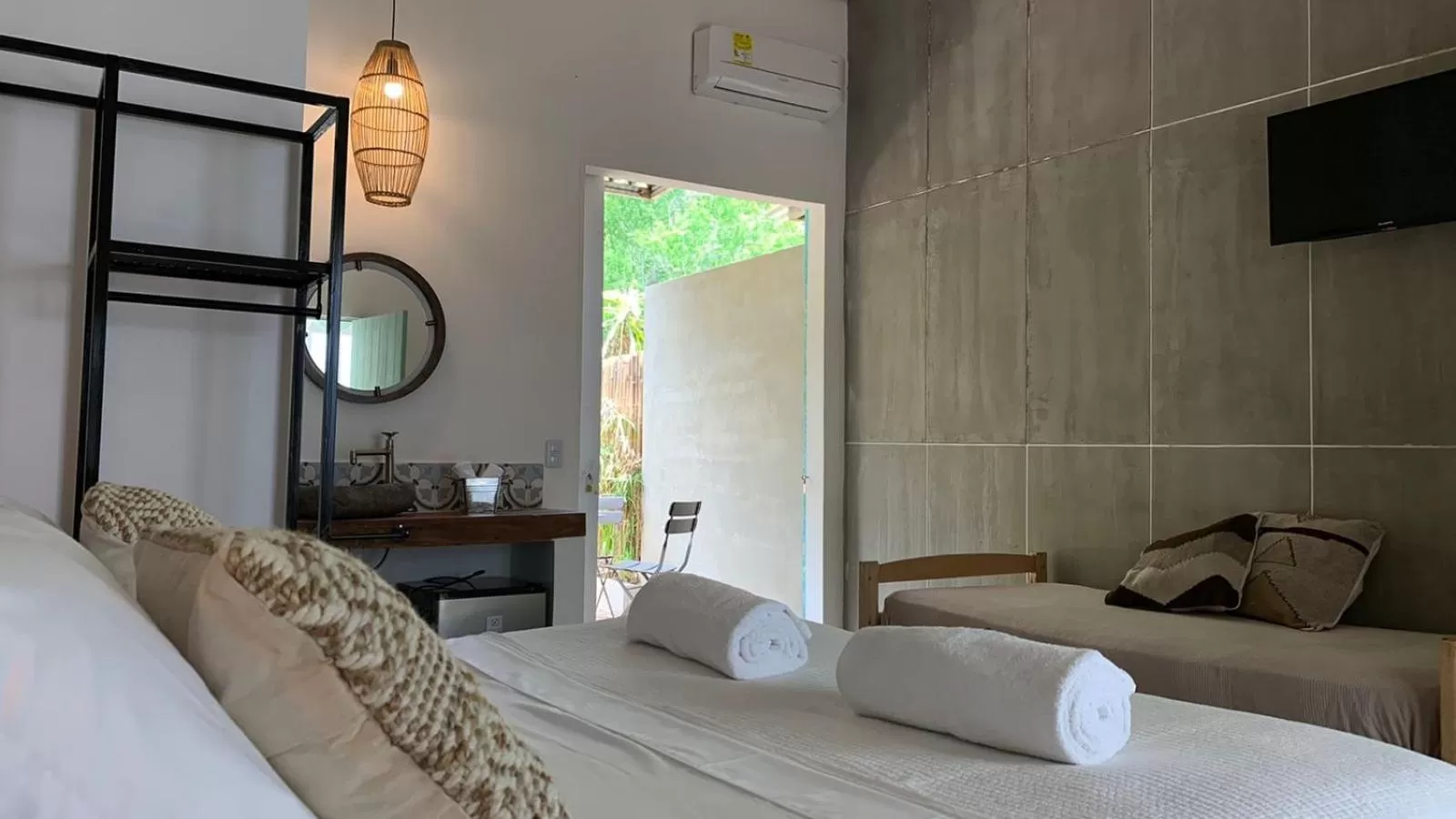 Bed in Waka Hotel Rural